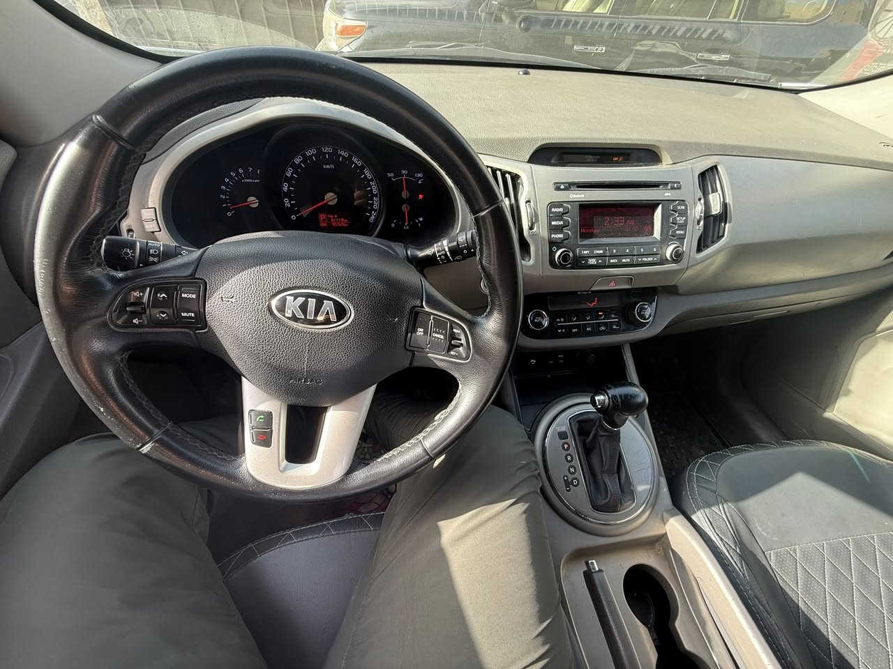 السلام عليكم من رخصه الادمن
سبورتج موديل 2016 خليجي كويتي
 فل واحد ع واحد  
بصمه  بانوراما  8 ايرباك 
ماشيه 95الف استعمال مال البيت
سبير منازل
مري طي
كشنات كهرباء 
السياره كفاله عامه  مكاني زيونه
السعر 17.300 $ وبيها مجال للشراي
للاستفسار ***********
الميعجبه السعر اعبر المنشور وصل على النبي
