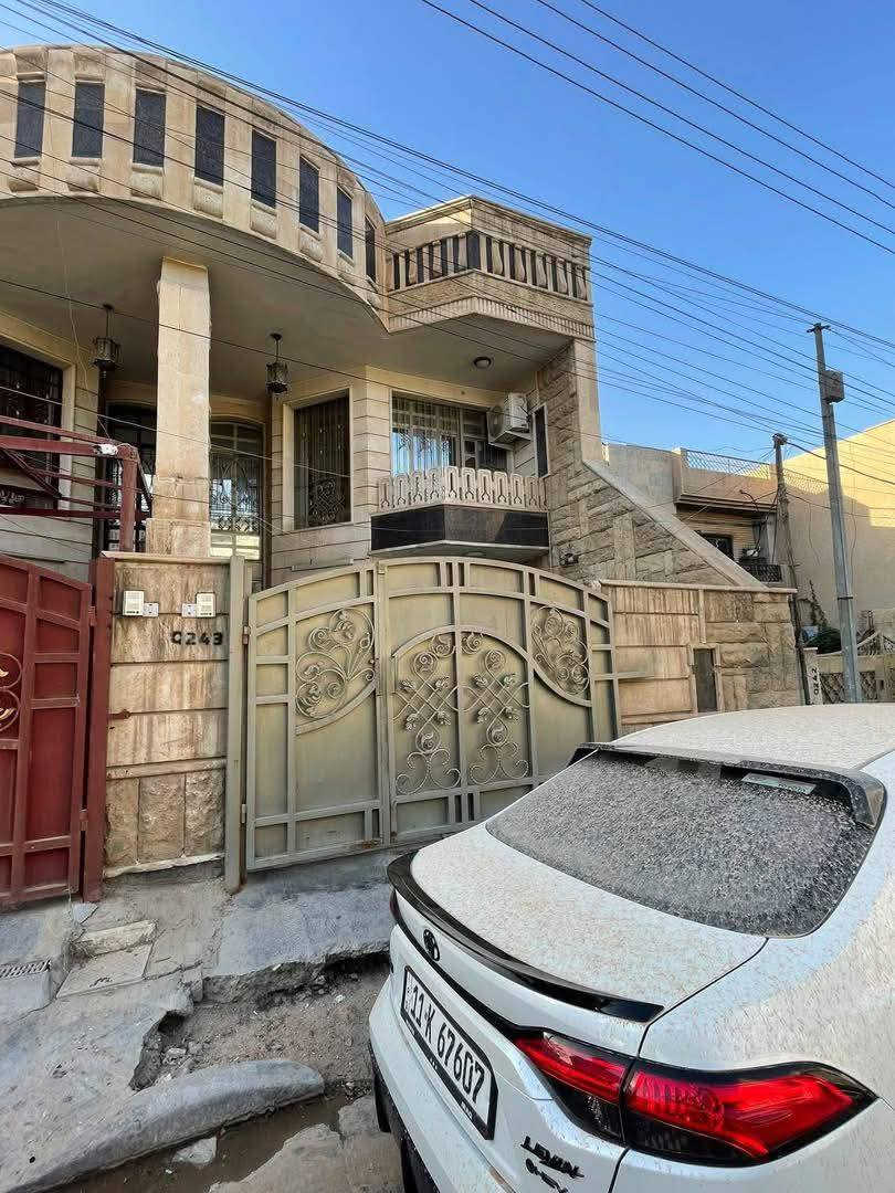 للبيع في السيدية مكتب ابو هبه للعقار 
بيت بسعر مناسب #550مليون_مع_المجال

📍 موقع البيت : مربع التصنيع  

📐 المساحة: 150 م²

▫️ الواجهة: 6 م

▫️ النزال: 25 م

🔴 محتويات 4 غرفة نوم 3 حمامات

📊كل ماعليك الاتصال أو المراسلة على الصفحة *ʲᵒⁱⁿ ᵘˢ*

***********

‏‎   نكفيك عناء البحث......
‏‎   لتمتلك اليوم عقار الغد. 

‏‎زبائننا الكرام بِكُم نَرتقي ونَتشرف بزيارتِكم ونَفتخر بخِدمتِكم ❤️
