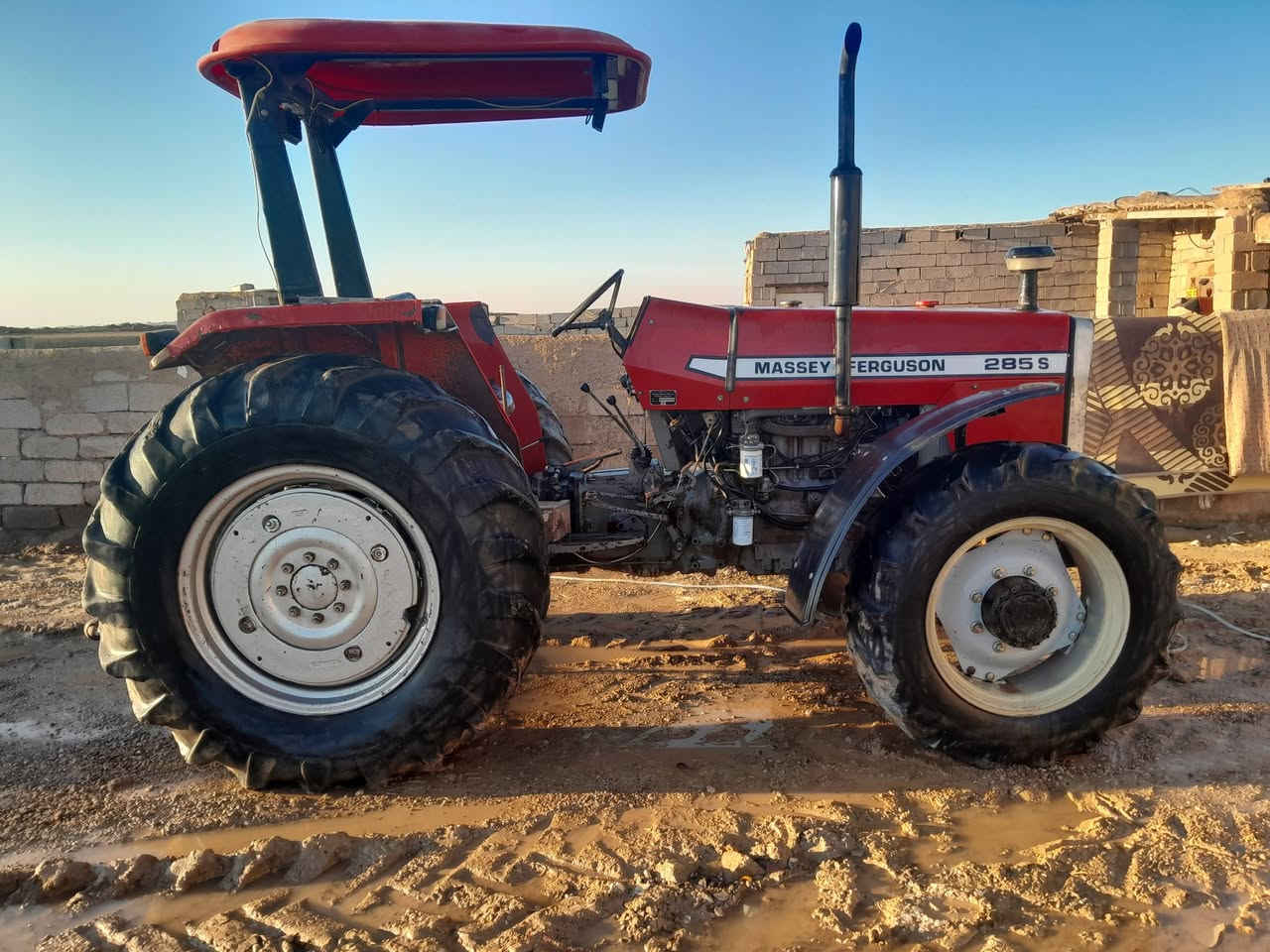 مكينه فوركسن ٢٧٥ محور دبل كير محرك اكسل بالشرط رقم كركوك العنوان كركوك داقوق السعر ٨٠ ورقه بي مجال***********
