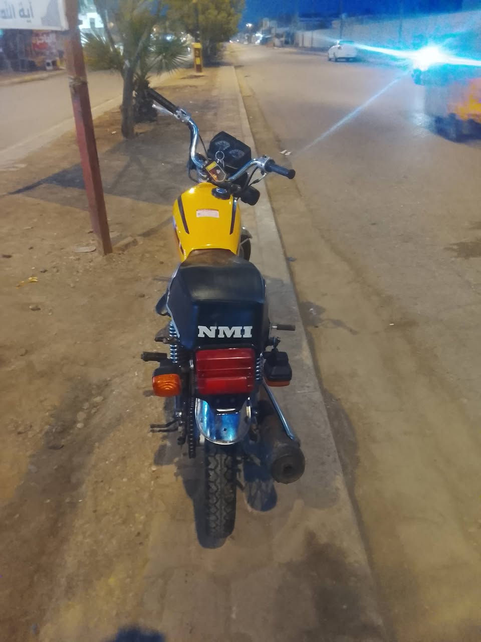 سلام عليكم ماطور للبيع موديل 22 اوراق سعر 700 وبي مجال واسط نعمانيه***********
***********
