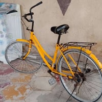 بايسكلات للبيع واحد حجم 26 واحد حجم 20 كلشي مابيهن بس 26 يرادله بايدان...