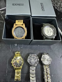 طقم ساعات • كلهن