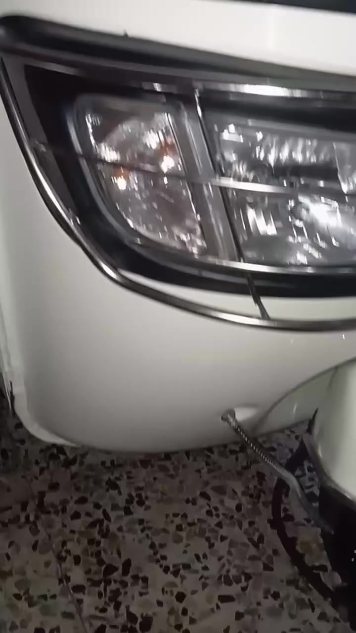 سلام عليكم تكتك لبيع تكتك زيرو ما ماشيه طالعه بل 25 سعر 10 وبيه مجال مكان بصره قبله حي لمهندسين شراي يتصل ***********
