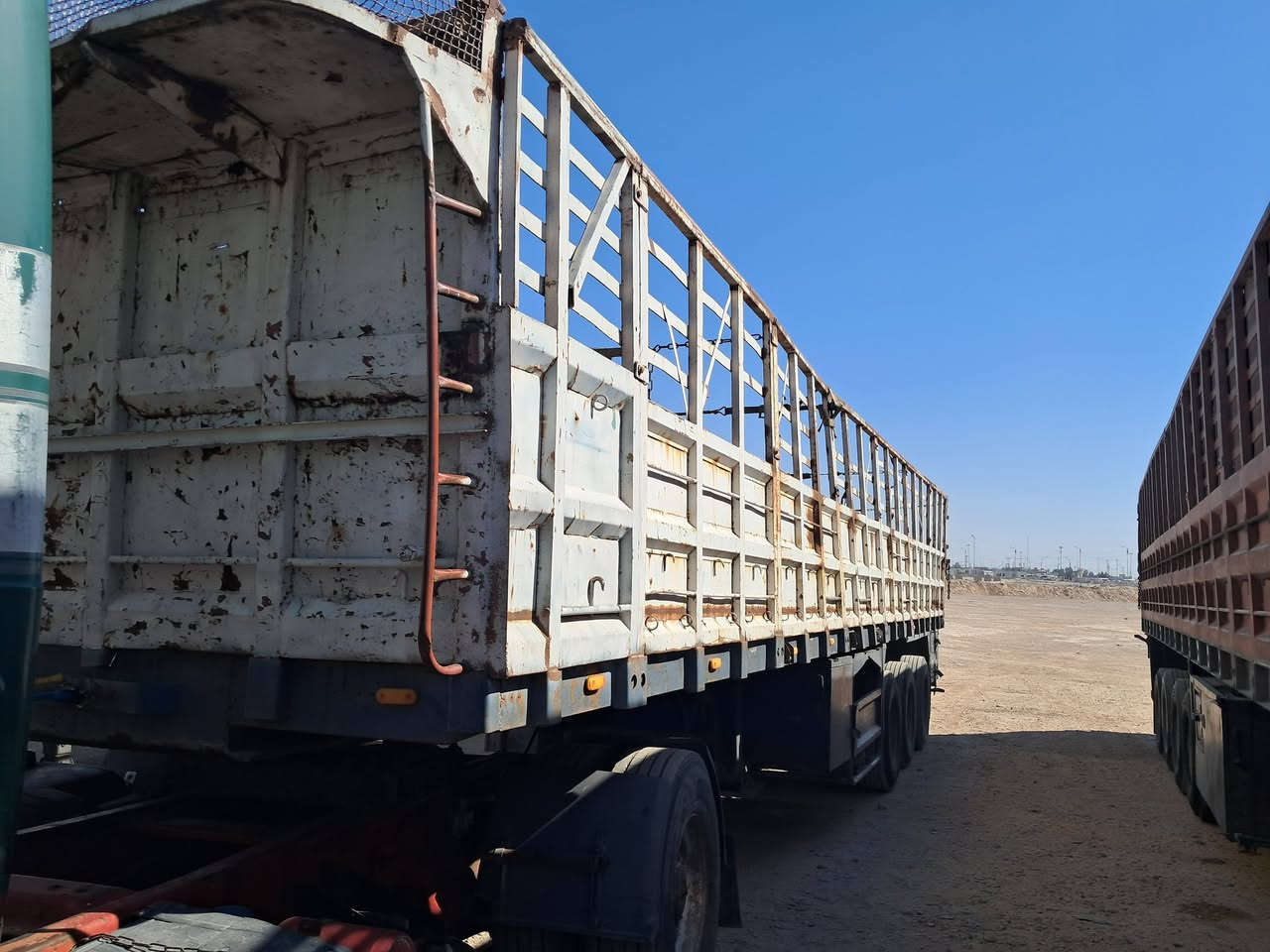 سلام عليكم كرواتي موديل ٩٣ مكينه ٣٥ سعر٢٥٠ ورقه وبيه مجال الاتصال على رقم ***********
