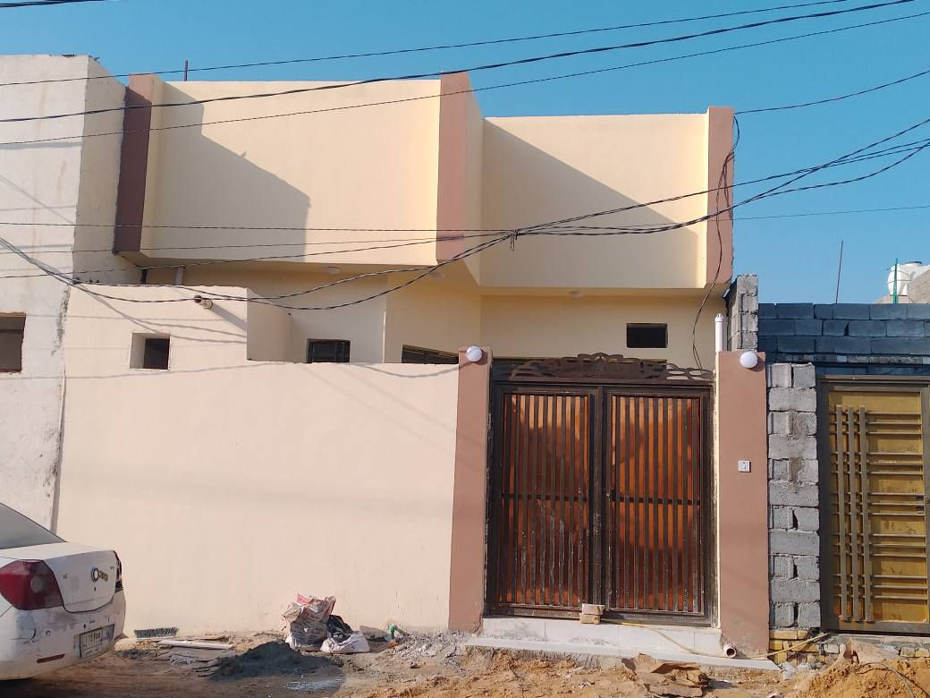 ياالله 🤲🤲
💪💪💪عرض اليوم 
👍👍بيت جديد غير مسكون بناء جديد
💯💯💯💯💯شغل جناي بناء درجه 
💪💪اساس صب كونكريت سقف صب 
💪💪طابوق نهروان درجه اولى 
ا👍👍رضيه بورسلين جدران سيراميك 
🌹🌹غرفه صاله مطبخ استقبال 
🌹🌹صحيات  خارجيه وداخليه
💯💪ابواب صاج كهربائيات ضمان شرط
👍قريب للشارع العام خلف التجاري مباشر
👍👍جيران ذهب شارع عرض ١٠ متر 
💪سطح مطبك شتايكر ومزفت وطبقه 💪💪نايلون شغل شرط شغل جناي 
🌟العنوان شارع المطار القديم قرب 🌟🌟صيدلية صفا عبد الرضا مقابل مجمع الجشعمي 
🌟مدارس اهليه وحكوميه قرب السوق
للاستفسار لاتصال *********** النجف, العراق
