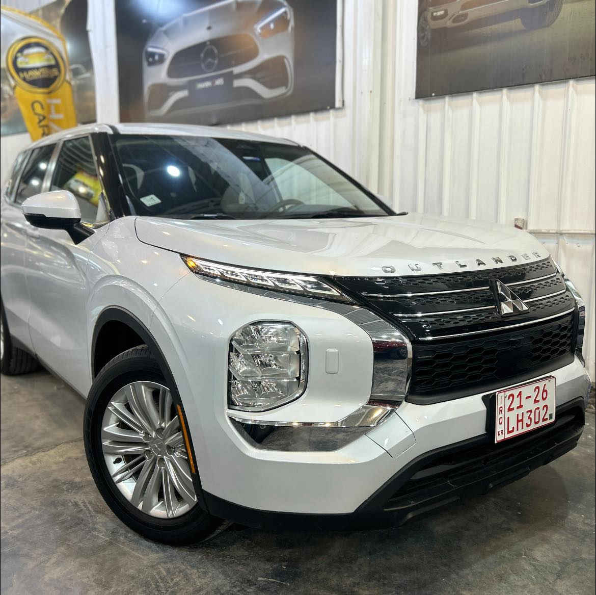 للبيع او مراوسه
MITSUBISHI 
OUTLANDER
2024
ES
2,5L
V4
5,600 MILES 

المواصفات ES 👑 ///
• محرك 4 سلندر
• سعة المحرك 2.5 لتر بنزين
• قوة 181 حصان
• عزم دوران 245 نيوتن متر تقريباً
• قير CVT أوتوماتيك
• نظام دفع رباعي  (AWD)
• أوضاع قيادة متعددة
• شاشة حجم 8 إنش
‏• Apple CarPlay
‏• Android Auto
• بلوتوث
‏• USB
• شاشة معلومات للسائق 7 إنش
• نظام صوتي 6 سماعات
• مثبت سرعة
• تحكم بالستيرنغ
• رادار أمامي (نظام منع التصادم)
• تنبيه مغادرة المسار
• نقطة عمياء
• تنبيه مرور خلفي
• حساسات خلفية
• كاميرا خلفية
• فرامل طوارئ أوتوماتيكية
• جنوط ألمنيوم 18 إنش
• مصابيح أمامية LED
• إضاءة نهارية LED
• مرايا بإشارات
• دخول ذكي
• تشغيل زر
• مكيف أوتوماتيك ثنائي المنطقة

ضرر// بابين صبغ فقط ❗️شرط فحص 
بدون دواخل ✅
شواصي سليمة 💯
بدون ايرباك ✅

 JA4J4UA84RZ065053

السعر///230$ ورقة وبيها مجال 💵

سيارة جاهز ما بيها اي نقص ✅

بوليش و حمام جديد ✅

سيارة كاتي يترقم المحافظات شمالية ✅

العنوان- كركوك 🌇

📞 0770 912 5605
