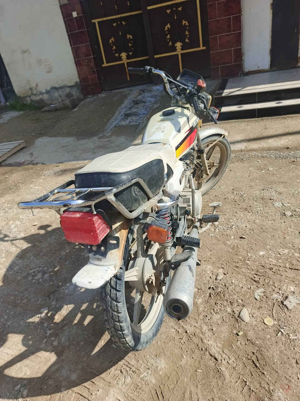 لمراوس سيفان موديل 21اوراق كامله كلشي شغال نضيف نكره سلف بس دبلات ل اماميه تعبانه لمراوس فقد شعندك تعال خاص بقط كير مكاني ديالى بعقوبه كطون رحمه


**إذا كنت صاحب هذا الإعلان وتريد حذفه لأي سبب، رجاءا أرسل رسالة إلى الدعم الفني**