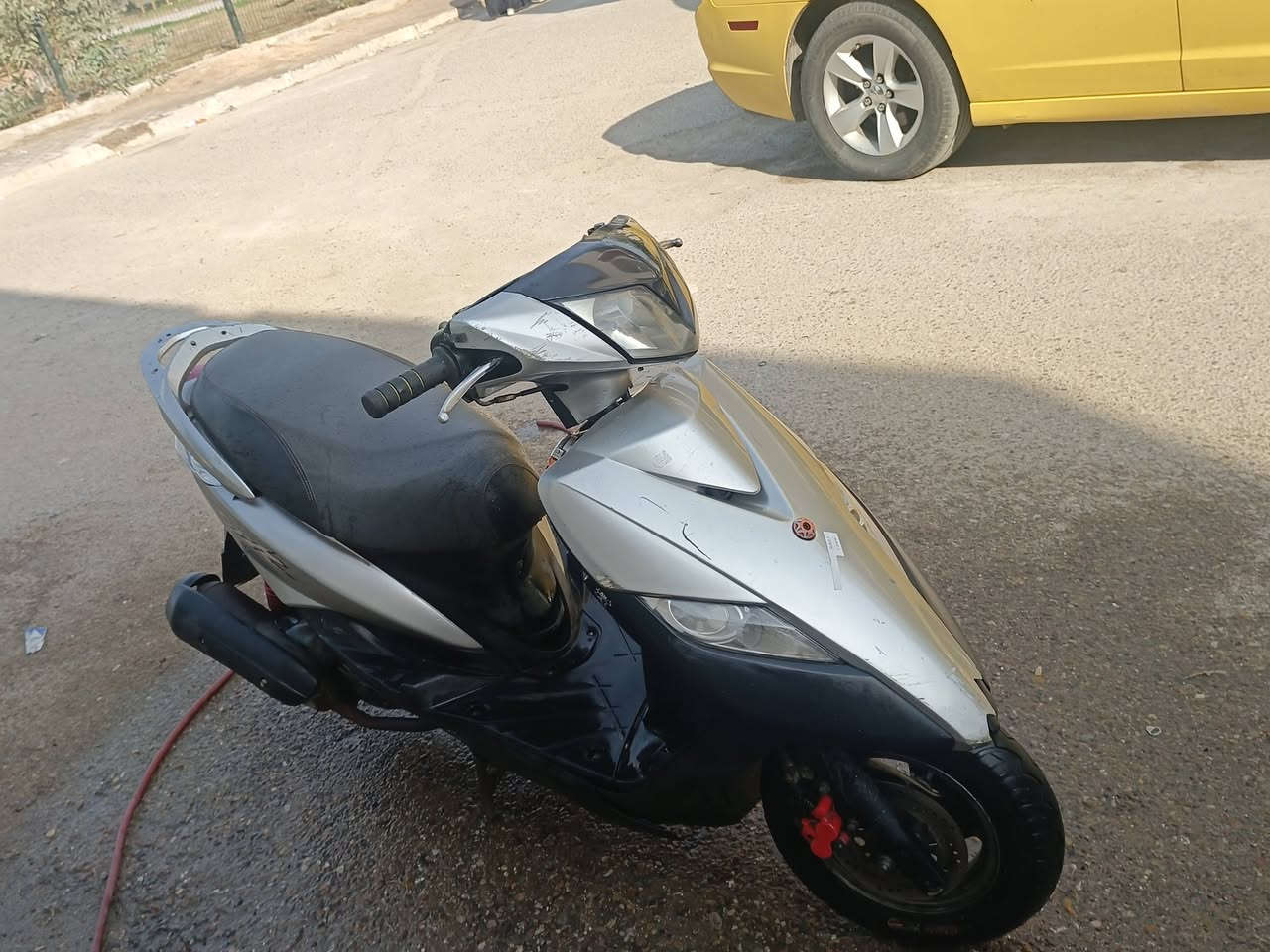 دراجه حلوه ونضيفه ونصبتها احله من صوره 

 شلعه معدل حلوه دراجه 

 مكينه ناعمه تخبل 

كابريتر بلادي مالتها لاصلي 

سلف هندر كله شغال

سعرها 450 سعرها مناسب كلش

مكاني رحمانيه مال شعله 

(***********)
