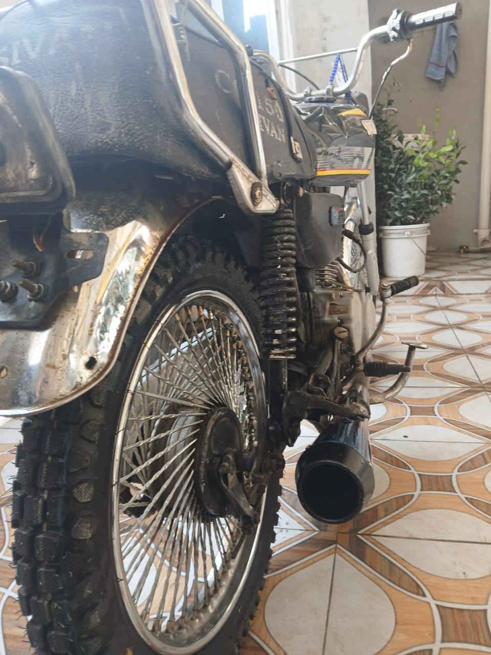 السلام عليكم دراجه تايكر موديل 17 محرك ماممفتوح مكاني بعقوبة التحرير  السعر خاص او تصال ***********
