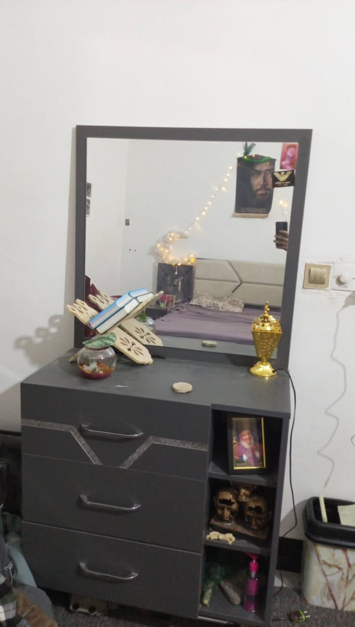 غرفه نوم تركي نضيفه جدا كلش مكاني كربلاء امن الداخلي السعر 400مع الدوشك بسيط رقمي ***********
