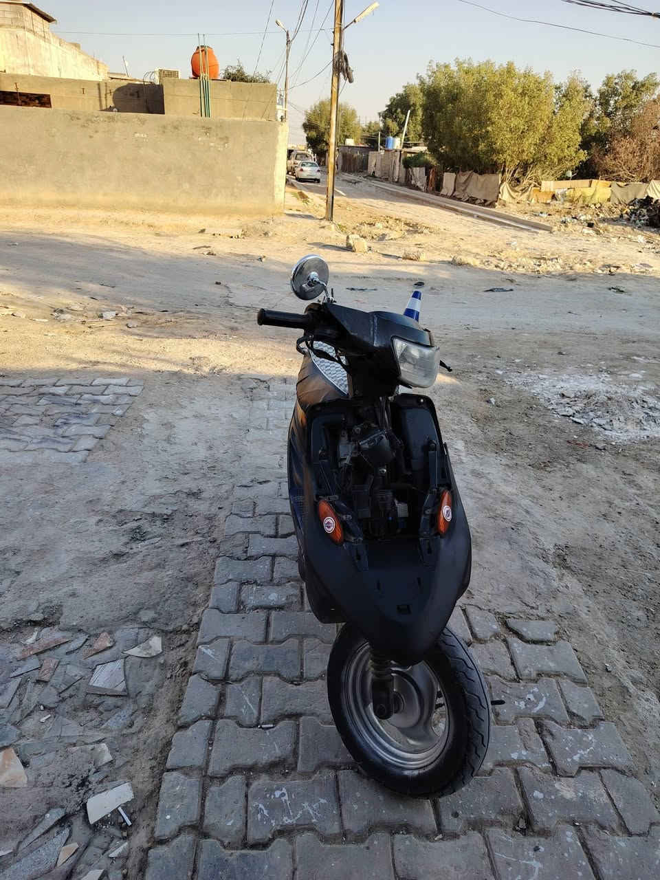 دراجه بيجي ٩ ازرور الدرجه امجفته ول باقي كله نضيف دراجه شاصيه نضيف ماملعوب بيه السعر ٢٥٠ وبيع مجال وهذا رقمي ***********  مكاني ديوانيه
