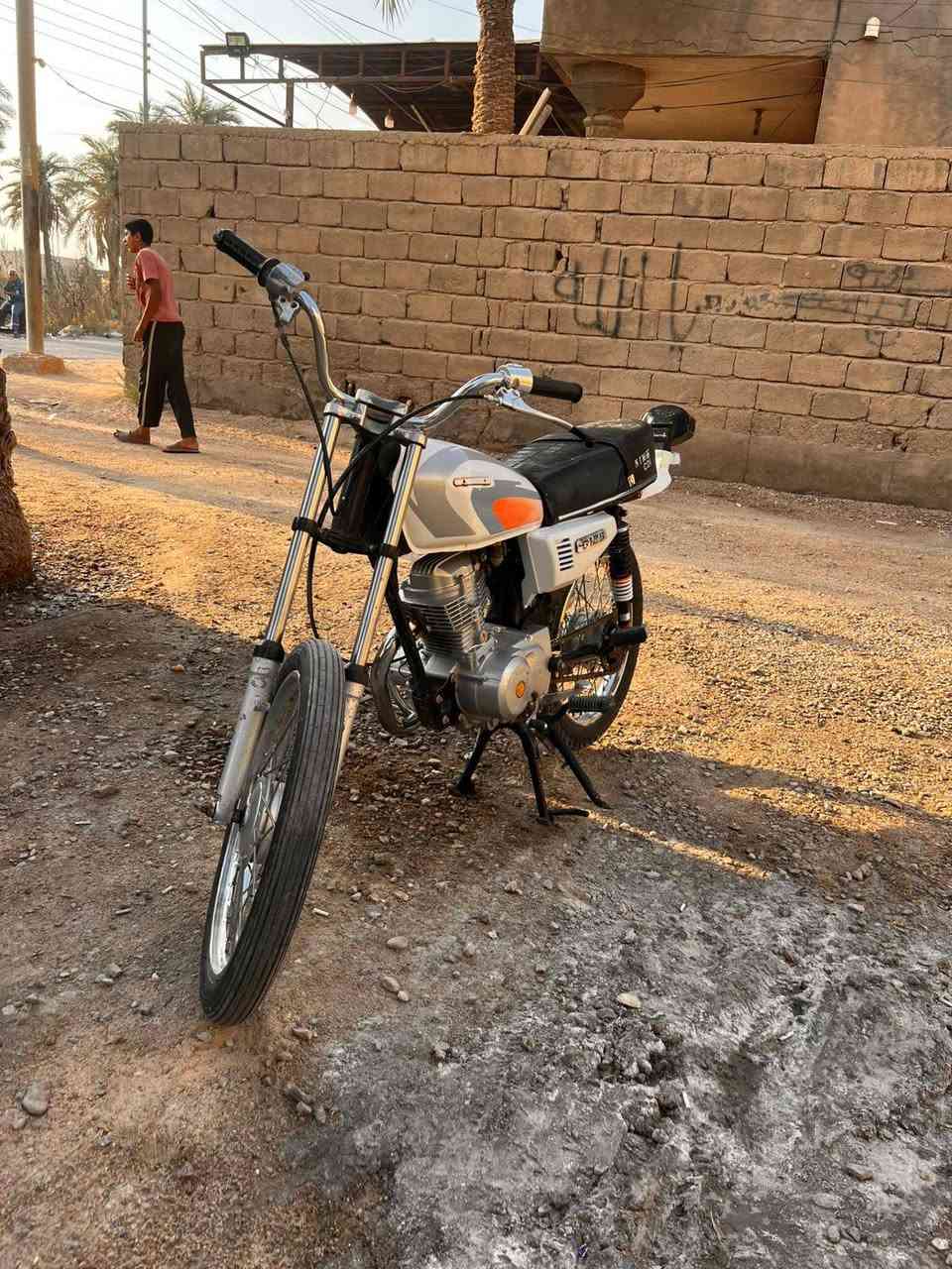 البيع نامه ادوات كلك 
البصره شط العرب الكباسي 
السعر 450
***********
