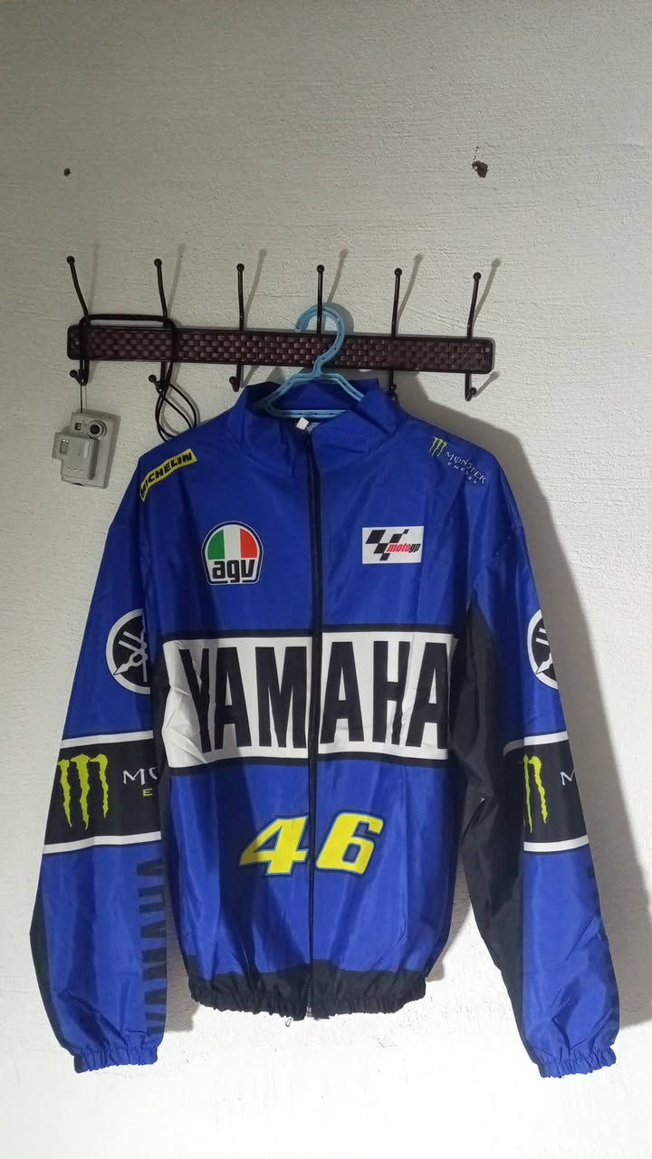 السودة قياس xl وتربروف جديد غير مستخدم  وزركه شركة ياماها وتربروف غير مستخدم قياس l -m  ثنينهم صيفي شتوي قماش مطري خفيف


**إذا كنت صاحب هذا الإعلان وتريد حذفه لأي سبب، رجاءا أرسل رسالة إلى الدعم الفني**