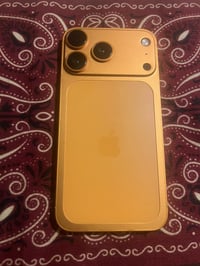 آيفون اكس • ٢٥٦ • فيس ايدي شغال