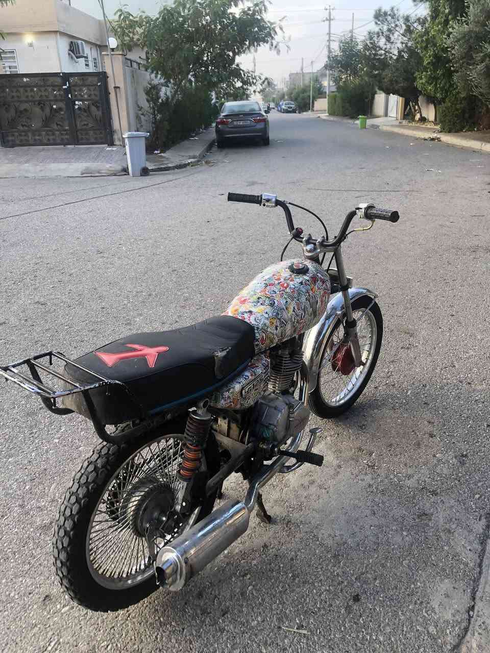 السلام عليكم دراجه للبيع كلش نضيفه الدراجه مديل 2017 منفيس اصلي السعر 450وبي مجال نامي برو وتساب***********
