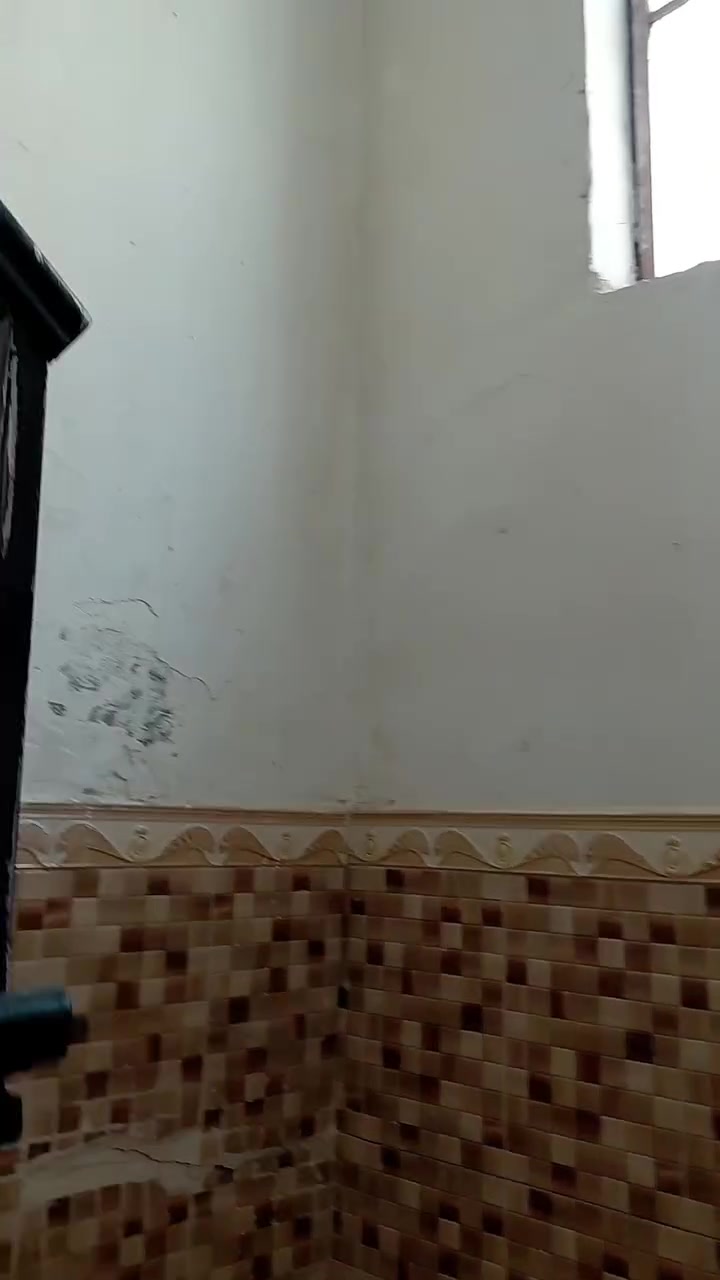 بيت للبيع في البصرة منطقه القبله خلف البريد يم مدرسه الاشاوس مساحه ٢١٦ رقم القطعه ٣٦٢ رايدنه للبيع سعر ٢٤٠ مليون وبيه مجال ***********
