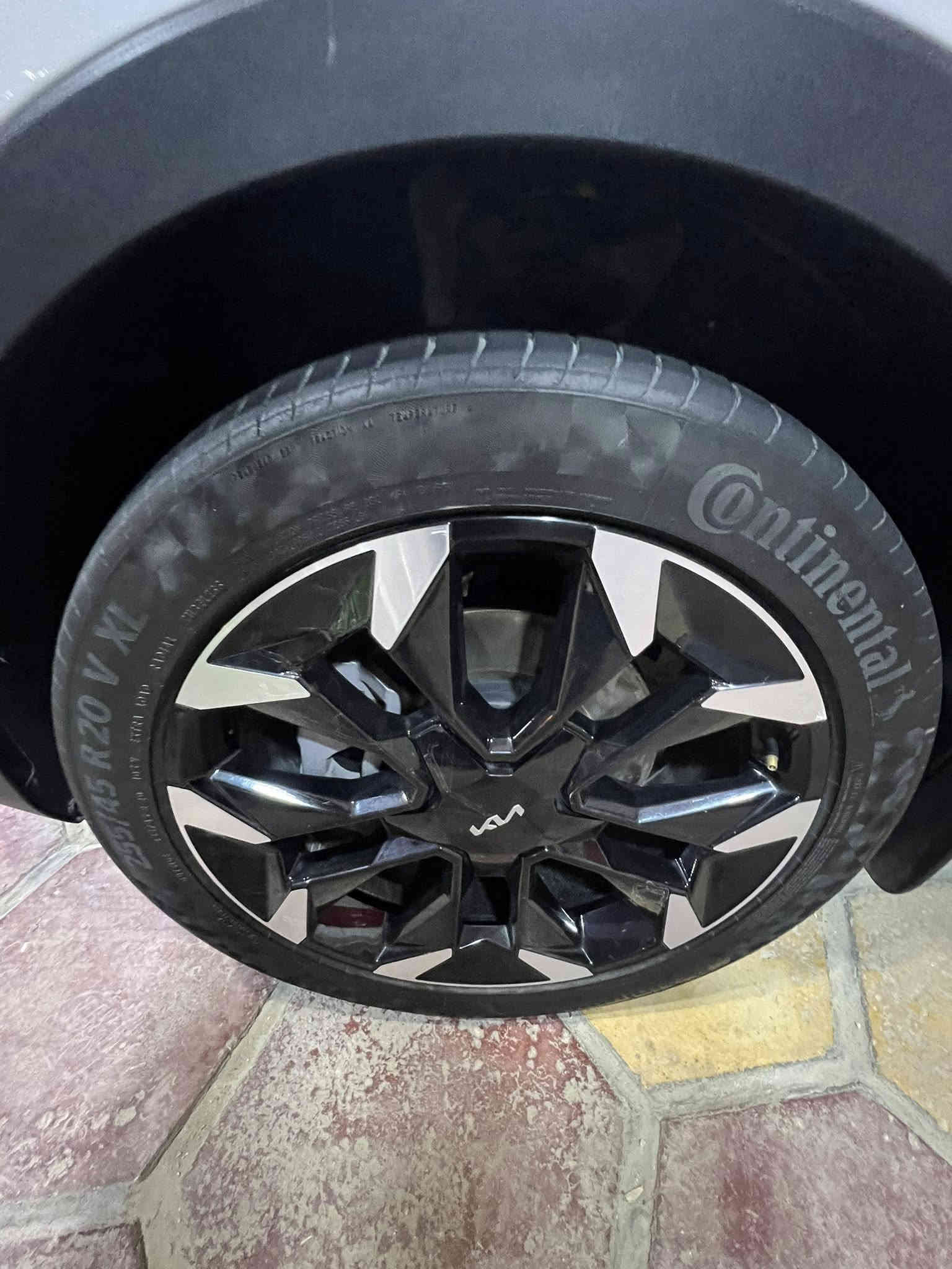 بحالة الزيرو سورنتو 2025 ماشي 32 
🔥داتا شوو 🔥 شاشة متصلة كبيرة ويل 🔥2️⃣0️⃣ 🔥
رقم بغداد الدولي
v6.  3500
مواصفات السيارة
بصمة
داتا شو
قماره بنرامه
ويل 20
تشغيل عن بعد 
هاند برك كهرباء
كراسي كهرباء 
صندوك كهرباء
دشبول شاشة متصل داتو شاو
لايت زنون
Led زنون
بك لايت led
حساس امامي
حساس خلفي
ويل كب كروم  
بردات خلفية
7 راكب
تحكم مقود
درايڤ مود 
اوتو هولد 
شاحن لاسلكي
كير ماوس
تبريد 3 قطع
تحكم شاشة وتبريد لمس 
بلوجكتر زنون
مانع انحدار 
مانع انزلاق
اريل رادار
كامرة خلفية
🚙 معرض النمور الجديد 
                 لبيع وشراء السيارات 
                البيع النقد او المرواس
                  لا يوجد نظام أقساط
رقم ***********
واتساب ***********
