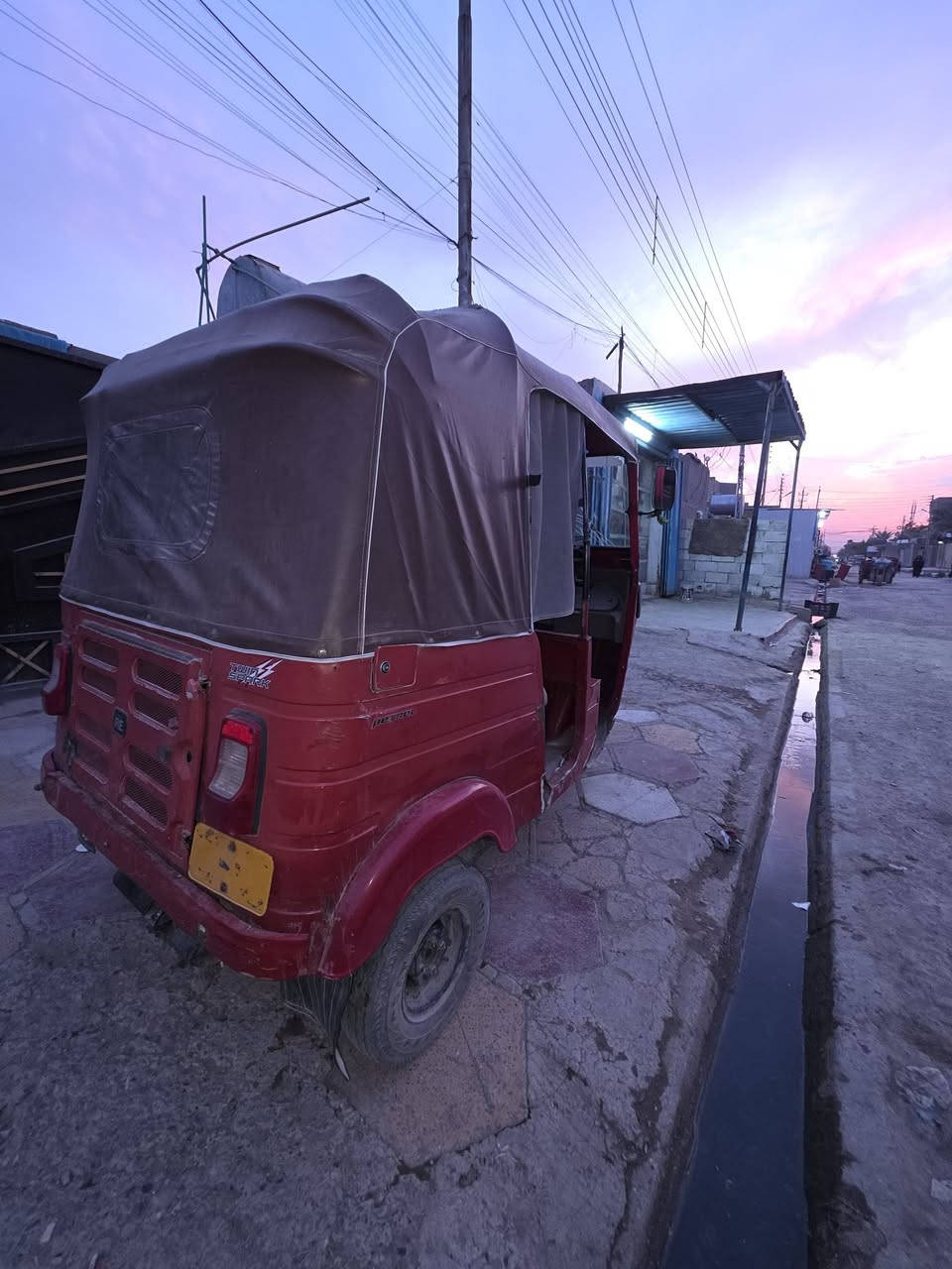 18.شهر ١٢
ضربتها نص لغد 
والباقي مكفول من التعمير 
المعامل السياحي 
***********
