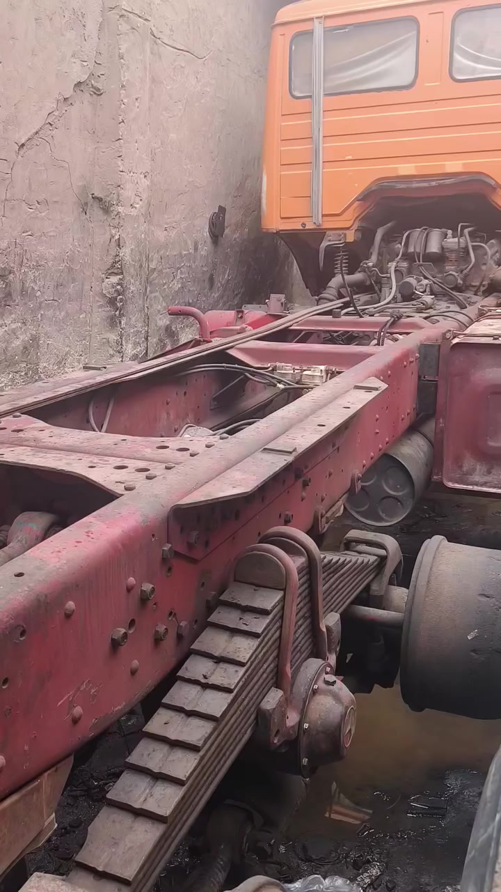 سياره بتره رباط عدل جي إف شاصي مبطن كلاب السعر تسعين وبيها مجال


**إذا كنت صاحب هذا الإعلان وتريد حذفه لأي سبب، رجاءا أرسل رسالة إلى الدعم الفني**