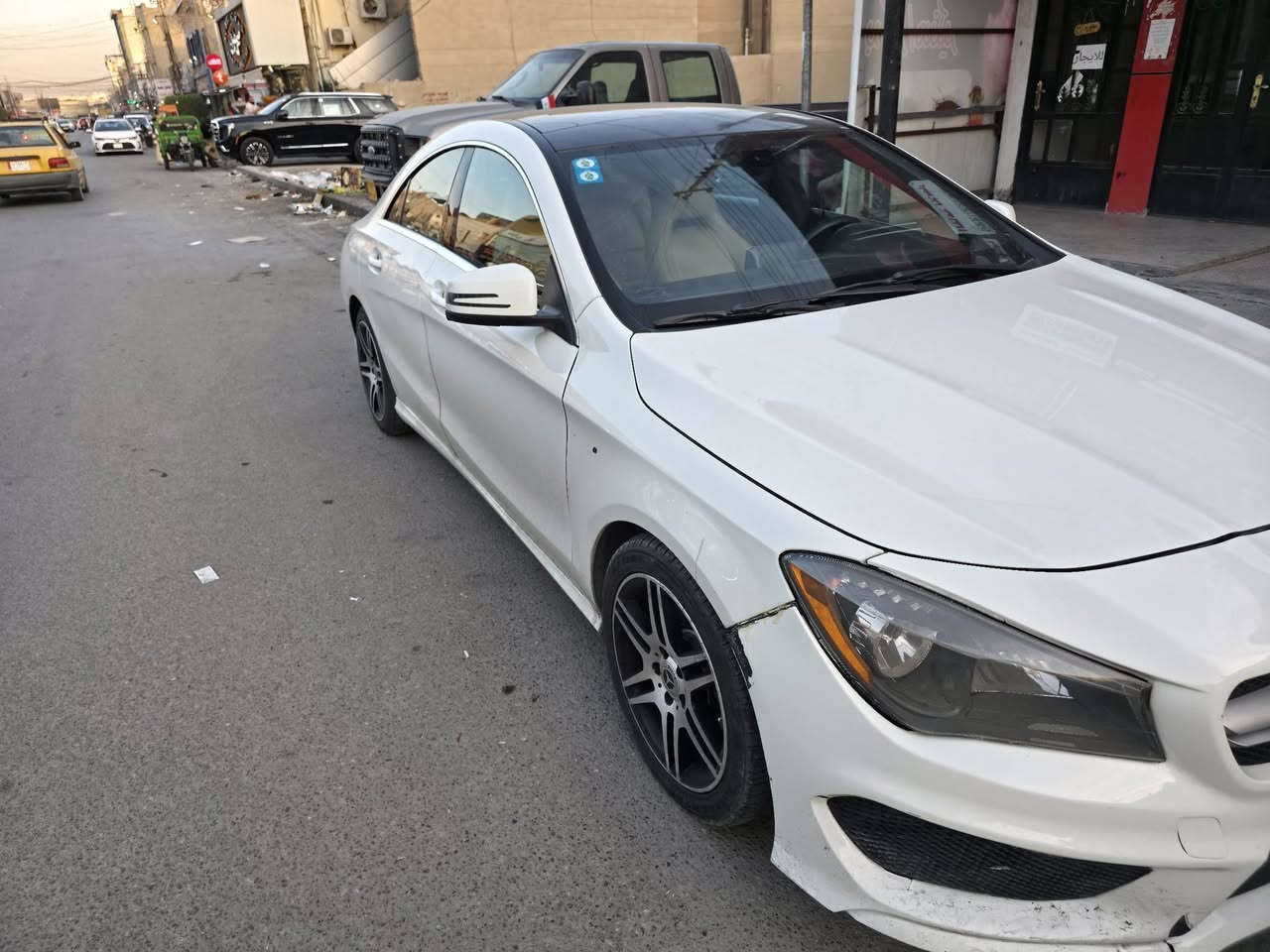 مرسيدس CLA 2015 250 
سنوية جديدة ورقم جديد 
ماشية ١٨٠ الف
كير ومحرك بحاله جيده جدا 
الضرر دعامية أمامية وبارد بالباب الخلفي 
فول مواصفات  

سماعات هارمن كاردن 
داخل جلد ابيض
مقاعد أمامية تحكم كهرباء
السعر ١٢٥
رقم صاحب السيارة 
***********
