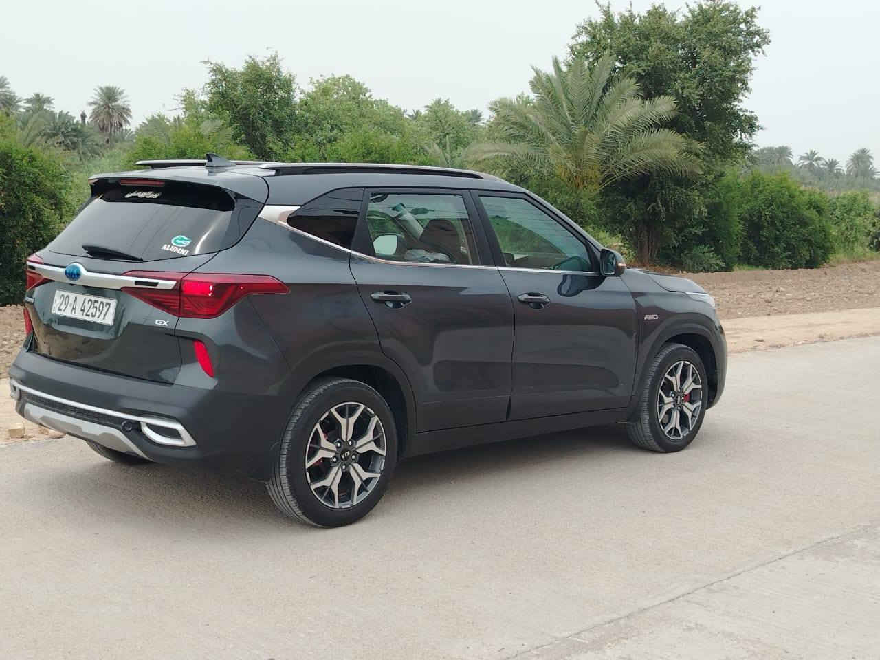 سيلتوس للبيع او مرواس حسب قناعه  فول مواصفات EX واحد ع واحد محرك 2.0 دوش. موديل 2021  وراد امريكي حادثه كما مواضح بل سونار. رقمه واسط مداور ثاني يوم. ماشيه 57 ميل فقط 
مكانه ناصريه للاستفسار ع ارقام ‏‪***********‬‏ اتصال 
 *********** واتساب فقط
