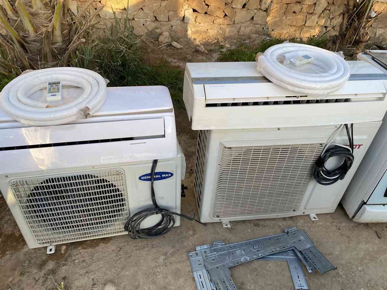 السلام عليكم
اثاث + سبالت للبيع 

اسعار مناسبة 

***********
واتساب 
☎️📩📞
