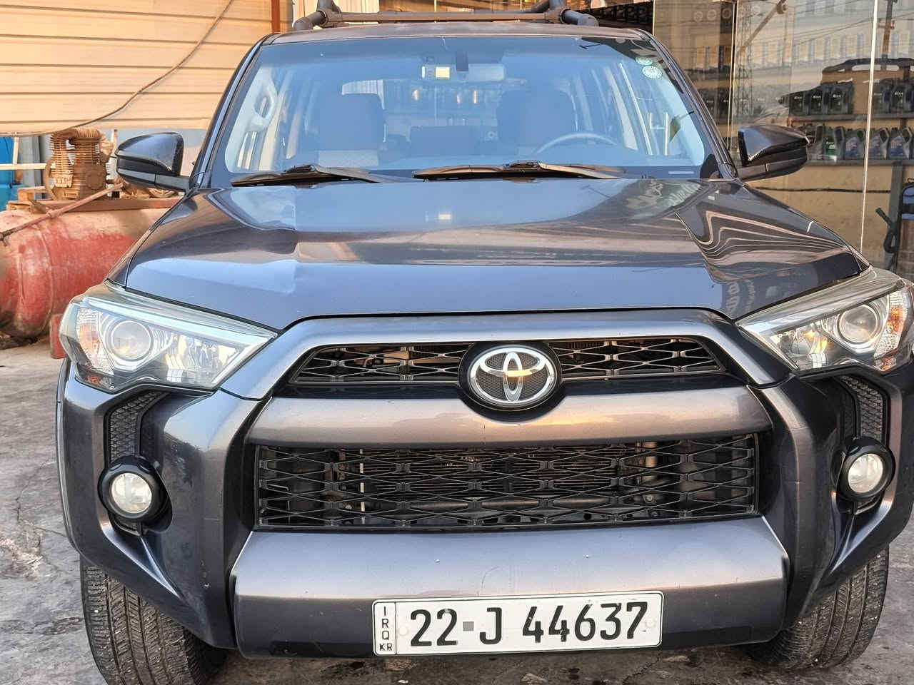 موديل 2017
TOYOTA  4RUNNER  2017 S5R

~ وارد أمريكا  

~ محرك 6 سلندر  / V6 

~ شاشة كبير  

~   كاميرة خلفية

~ كشن  مخمل اسود كهربائي

~ داخل اسود 

~تحديد سرعة 

~نظام ECO

~ حجم تايرات١٧ ويل بيلادي 

~ (  5 ) خمسة راكب 

~ ماشي 89 الف ميل

~ سيارة  صبغ جاملغ ايسر +باب السايق كلير بدون تبديل

~سيارة مرقمة بسمي تحويل شرط 

~ سعر(215  )💰ورقة دولار بيها مجال 🤏
عليه اظافه منظومه غاز 
~ مكان بغداد 

تلفون 📞 ***********
