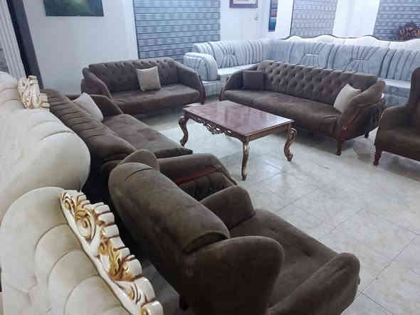 تخم 10 مقاعد سرير السعر 550
ديوانيه مجمع الزيتون
***********
