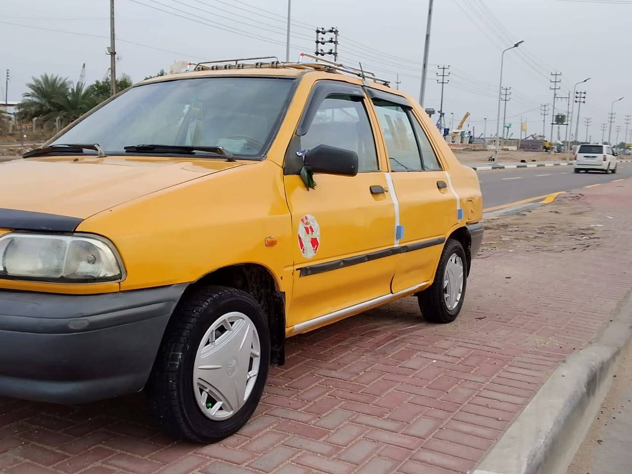 سايبة مديل2017 سعر20 مكان بصرة زبير ***********
