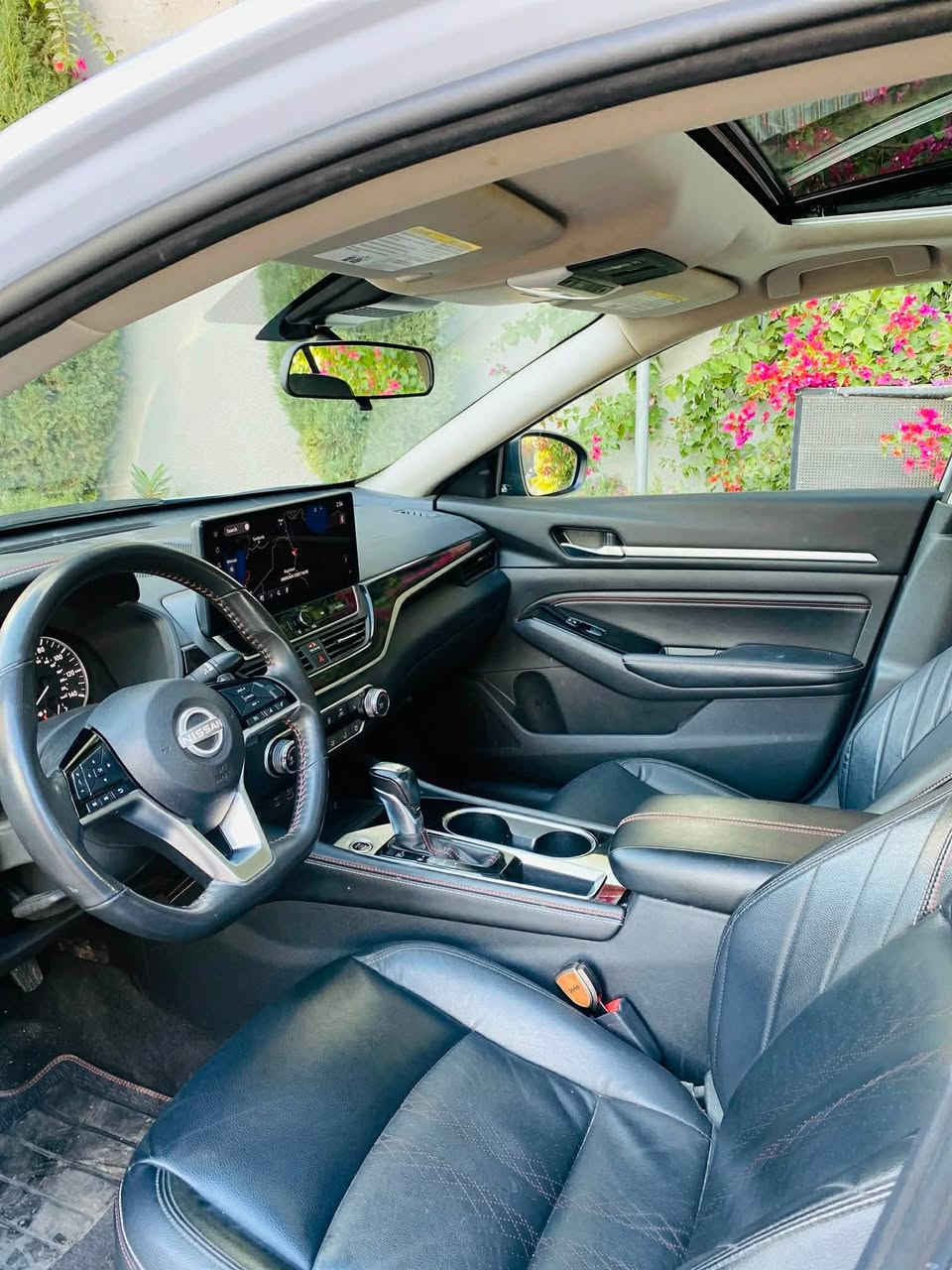 السلام عليكم التيما للبيع
موديل 2023
السيارة فول مواصفات 1/1 sr +plus 
لون /سموك المميز
سيارة بدون دبل اكسل بدون توربو
رقم سليمانية جديد2030سنويه رسمي
ماشي/62
كلير محرك بشرط
ضررها جملغ و بنيد+بيا كلير
ارباك ستيرن بردة طاك فقط سيستم ببلادي
رقم موبايل /***********
