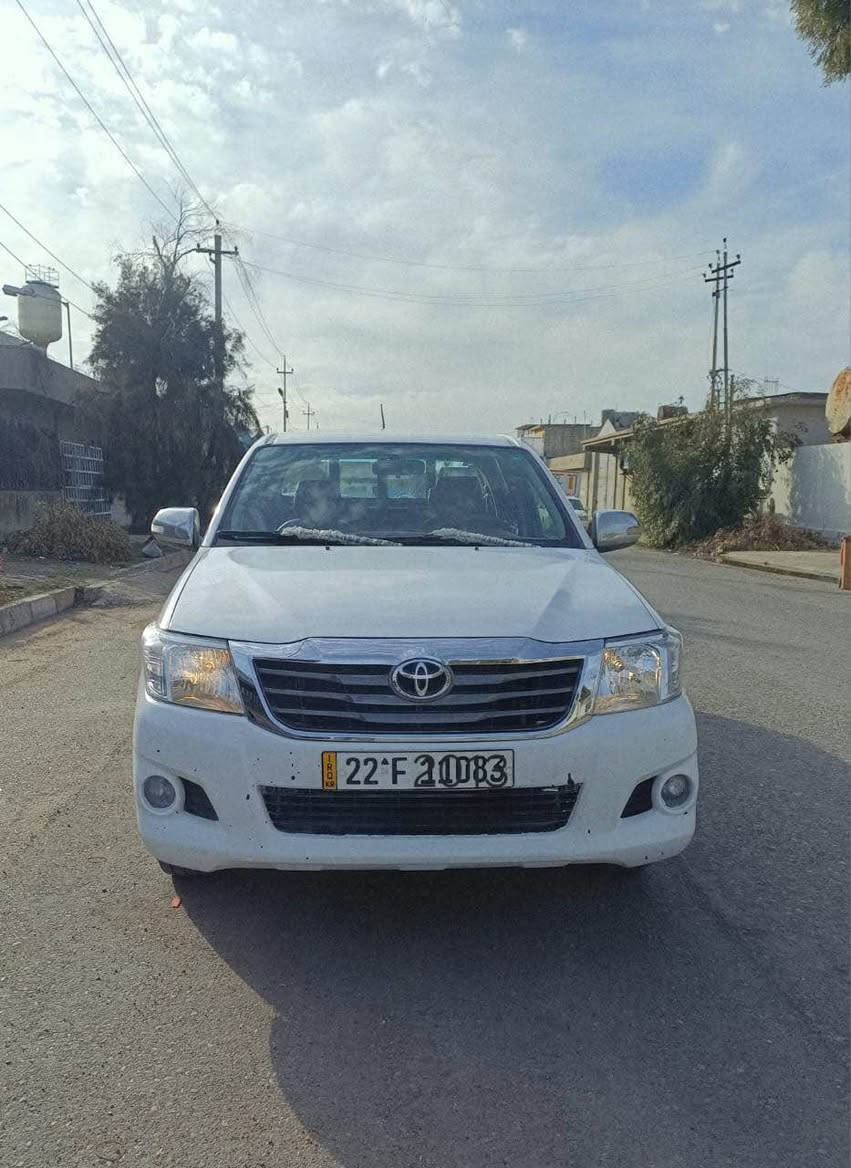 مەرزیە مودیل 2013گێر عادی
داخل سور قولاب 
جملغ بونید سبوغ کەمێک ساردەکوتی هەیە
گێرومکینەی بەشەرتە بێ عیبن 
سەنەوی رەقەم فحسوهەزەی نوێیە بەناوی خومە تحویل وەکالە بەشەرتە 
 سعری 163وەرەقە شوێن هەولێر
ژم *********** أربيل, العراق
