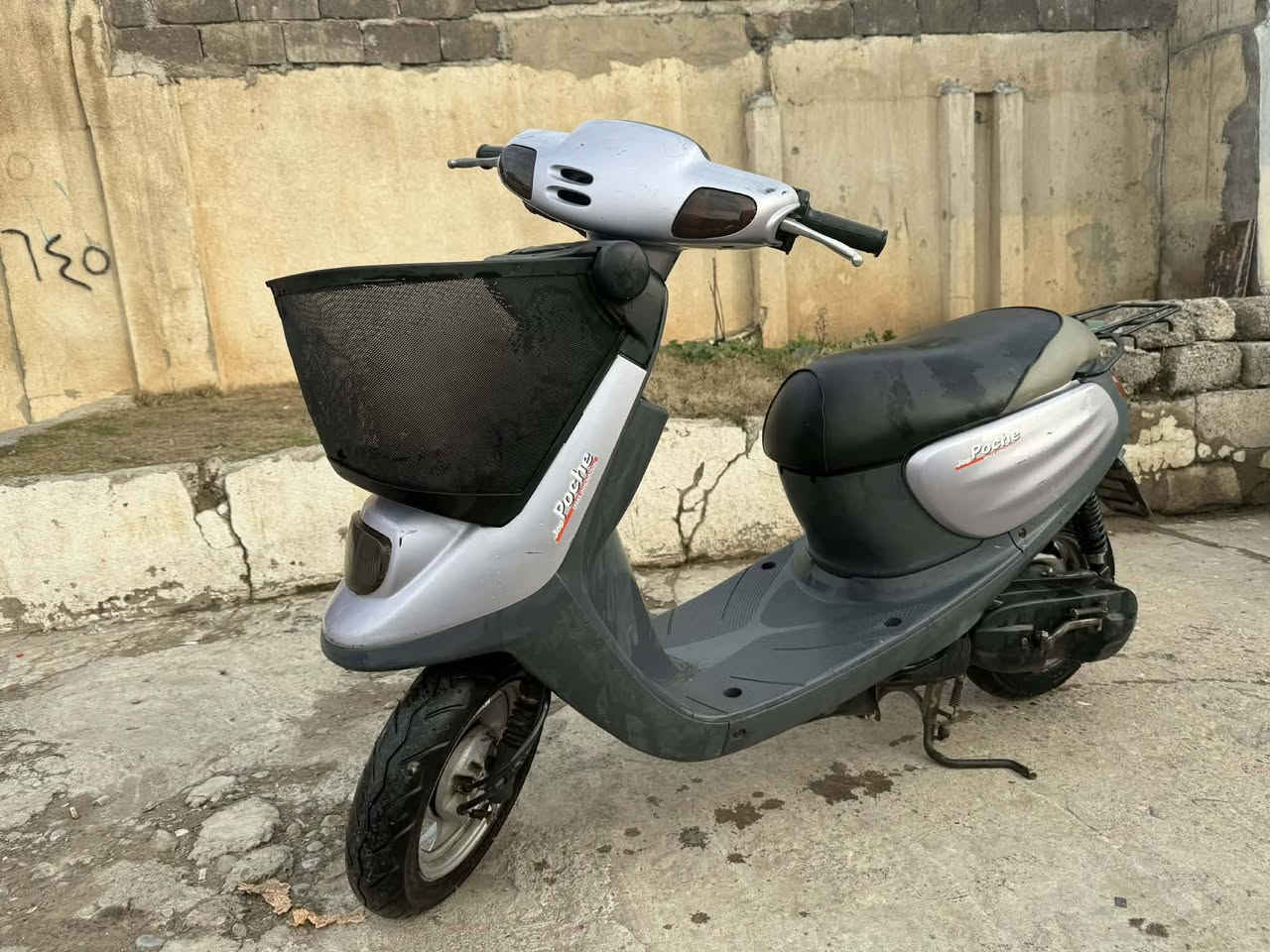 بزون نفخ للبيع كلوو شرط فقط قبغ هندر مفتووح ماطوور حيل نضيف سعروو 600الشراي يتصل ***********
