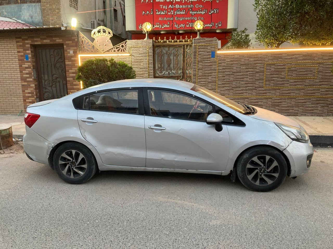 كيا ريو
مديل 2013
رقم بصره حره تحويل ثاني يوم 
وارد خليجي
سياره مكفوله من ضربه
جراد فقط
محرك ١٦٠٠
سياره جاهز من حداديه تخم تاير محرك كير حداديه
مكان بصره عشار بريهه
لسفسار اتصل على ***********
