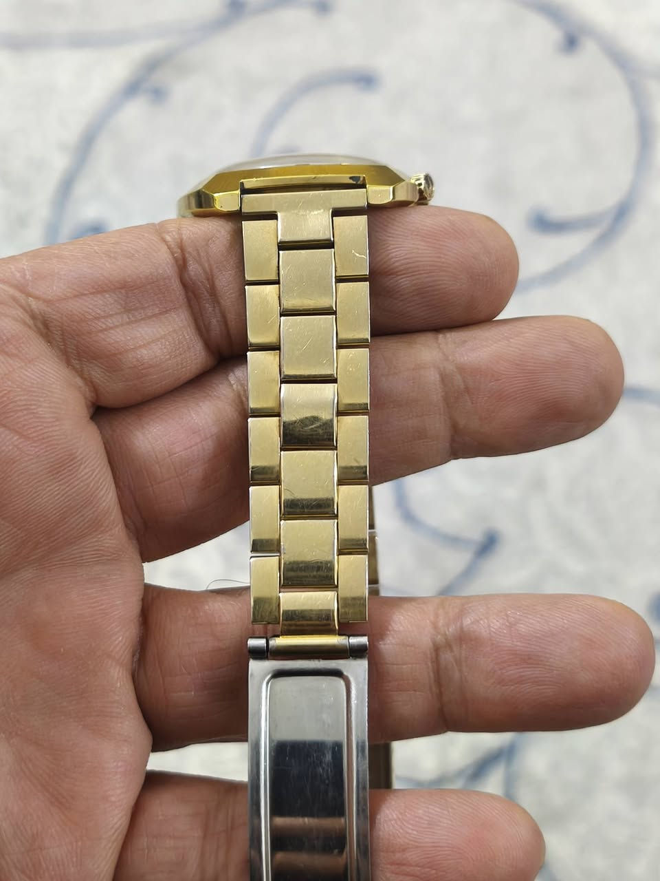 السلام عليكم....
بولوفا اكترون الشوكه الرنانه نظافه ممتازه والقطر ٣٨
طلاء ذهب ثقيل
السعر ٢٥٠ دولار


**إذا كنت صاحب هذا الإعلان وتريد حذفه لأي سبب، رجاءا أرسل رسالة إلى الدعم الفني**