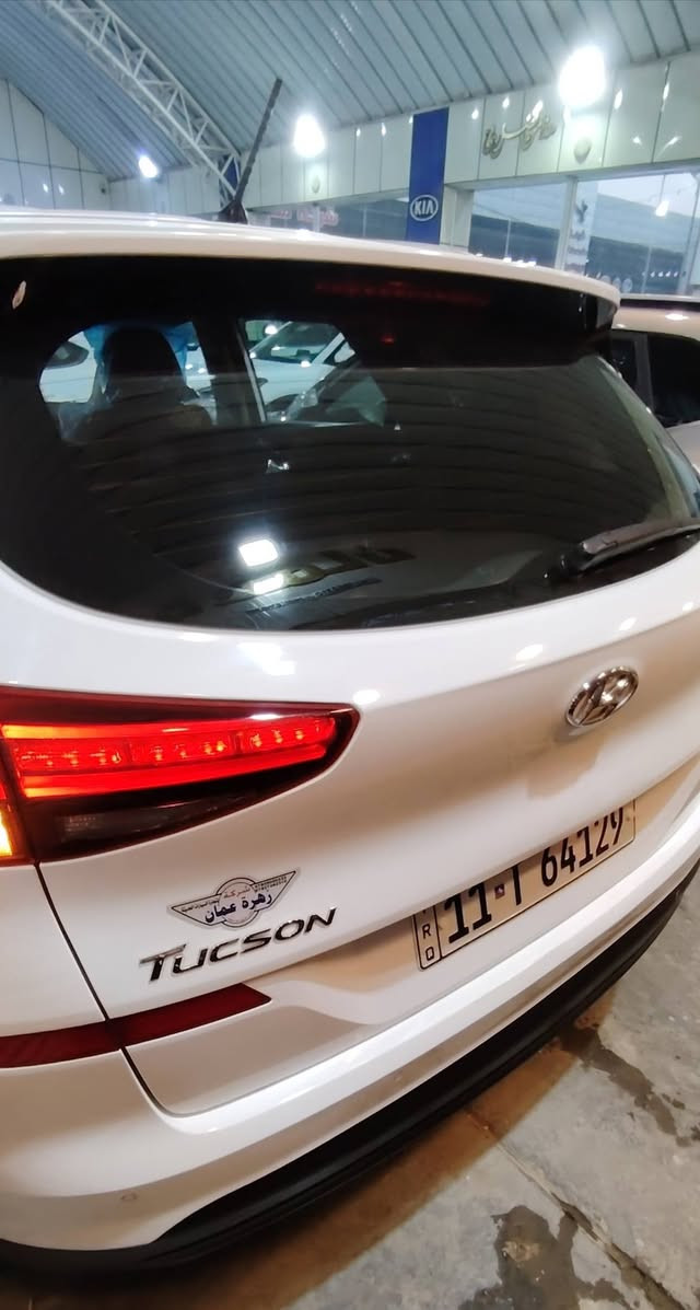 من رخصت أدمن المحترم
هونداي توسان خليجي موديل ٢٠١٩
رقم بغداد نكليزي
عداد 148 الف
كفاله عامه
بصمه تشغيل
حساس أمامي خلفي بلادي
شاشه صغيره لمس
كامره خلفيه امامي
تبريد أمامي خلفي 
حجم المحرك ٢٠٠٠ دوش مامفتوح
كشنات جلد لونين
أشاره بلمري مري شفط
لايت ٥ عدسات زنون عالي ناصي
لد أمامي نهاري ليلي
لايت عدسه
داخل صاج
كشن السائق وصدر كهرباء
السعر 20300$
بيع أو مراوس حسب القناعه مكان السياره في بابل
***********
ملاحظه السونار مرفق مع الصور
