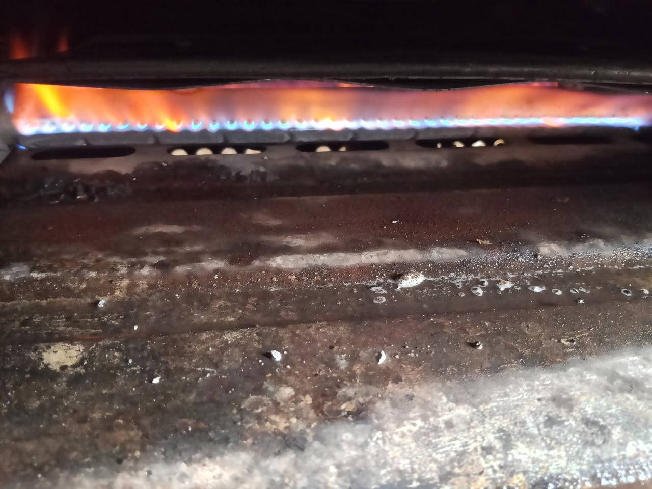 طباخ نوع عشتار  كله شغال ***********
