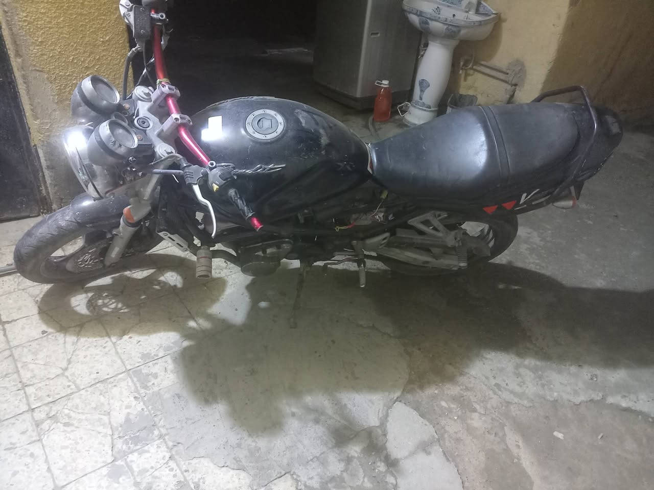 بيع  سعر خاص و مراوس حسب لقناعه


**إذا كنت صاحب هذا الإعلان وتريد حذفه لأي سبب، رجاءا أرسل رسالة إلى الدعم الفني**