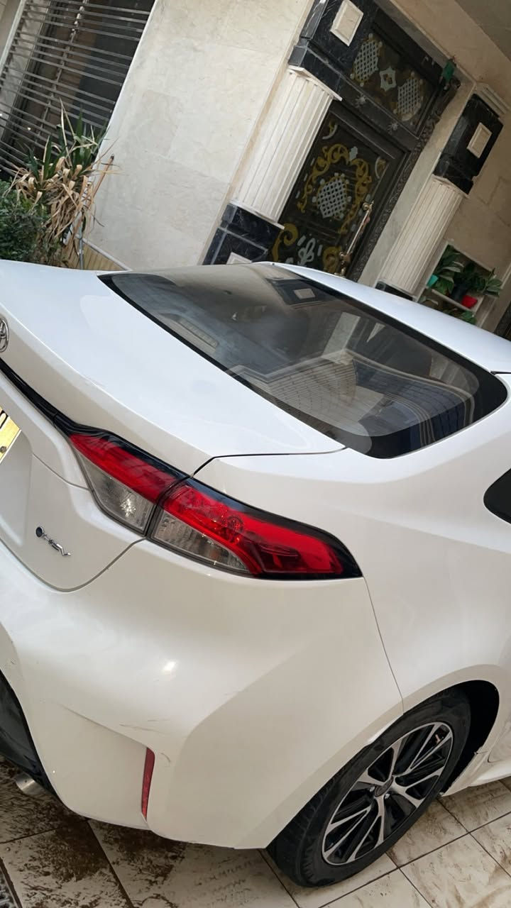 السلام عليكم للبيع كورلا هايبرد مرقم بغداد بأسمي 
ماشية 28 الف كيلو

كورلا 2024 شكل الامريكي هايبرد مكينة 1800HEV

كفالة عامة من التبديل والصبغ عدا طخة بالباب ومكحلهة فقط رقم بغداد الدولي الجديد

المواصفات 

مكينه 1800 هايبرد شحن ذاتي

سلايت 

كراسي جلد اصلي احمر + دركة جلد وحياكة

رادار + تحديد مسار طريق + قيادة ذاتيه 

قرائة علامات الطريق المرورية 

بصمة تشغيل + دخول ذكي يدة الباب 

هاندر بريك بصمة + اوتو هولد 

كيجات ديجتل 

شاشة مسجل كار بلي 

تبريد قطعتين

لايت زينون عالي ناصي + بروجكتر لد + لد صباحي زينون + بكلايت لد 

حساس اطار + حساس مطر + حساس لايت داينمك عالي ناصي اوتو 

ايفو مود + مود درايف + مانع انزلاق 

تحكم ستيرن كامل مع كروس سرعة 

ايرباك عدد 10

ويل كب حجم 16

السعر 148$

‎*********** - بغداد السيدية
