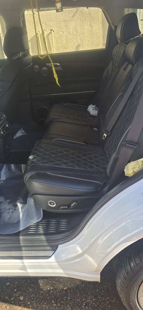 GV80 Prestige Signature
موديل 2024
رقم بغداد
 برستيج مفوولة للاخير
ماشية ٣٤ الف كم
داتا شو + عينة ديجتل بالكامل 
كشنات بقلاوة تدفئة +تبريد +مساج
بردات كهرباء
خمس بوب شفط 
بالاضافة الى انضمة القيادة الذاتية وتغيير المسار الذاتي
محرك ٣ ونص 
عليه نانو سيراميك ياباني
السعر ٣٨٨ طبعا ماكو هيج مواصفات وموديل وحادث بهذا السعر
بيه مجال بسيط موجودة في كربلاء 
***********
الحادث غرق وتم تبديل سستم كامل وحتى الضفاير اتبدلت ( يعني مو تصليح للضفاير وتلزيك) وموجودات عندي ضفايره القديمة بالنسبة لمستوى الغرق واضح بصور الحادث اقل من ثلث الباب
ومبدل بيه ايرباك دركة اصلي 
 السيارة مابيها لا طخة ولا شخط وشرط الفحص
ملاحظة السيارة بيع فقط وبدون مراوس ورقم الشاصي يمك
صور الحادث مرفقة ورقم الشاصي هم
