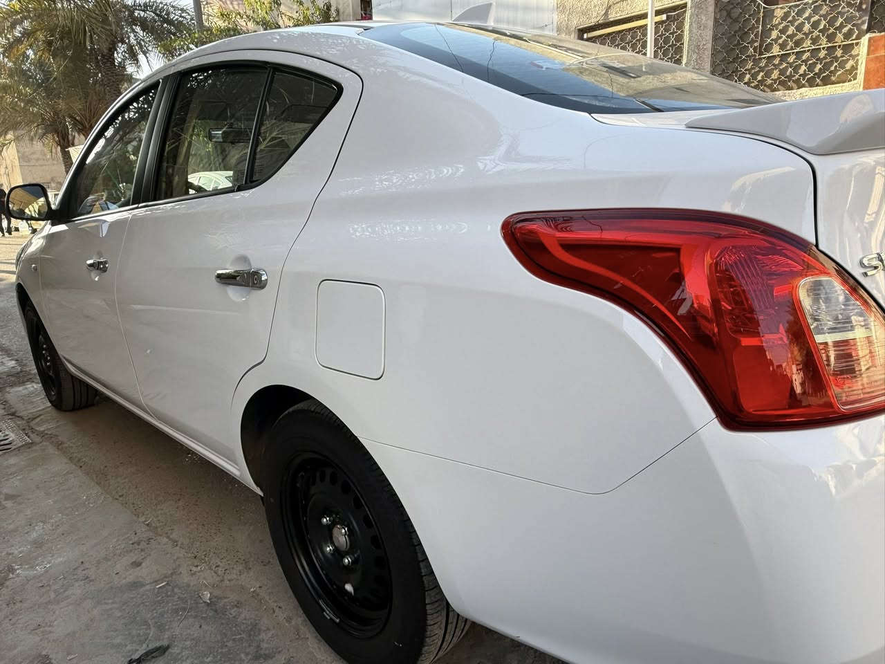 سلام عليكم البيع سني هندي ام ضمان السور موديل ٢٠٢٥ ماشيه ٤ تالف بعده وضع شركه مكفوله من الصبغ والتبديل مكينه كير وضع الشركه بسمي سياره مكاني بغداد ***********
