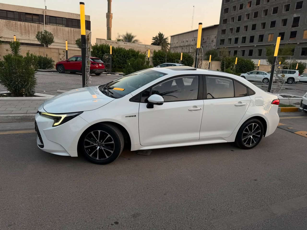 كورلا ليفين علامة زركة 2024 كفالة عامة فقط رصعتين بسيطات جداً للبيع✅
ممشى السيارة:٢٥ الف كيلو فقط☑️

مواصفات معروفة:

فتحة سقف☑️

بصمة تشغيل🫆

رادار امامي✅

كامرة خلفية 📷

كشنات جلد مو مخمل ✅‼️

شاشة جبيرة🖥️

أوتو هولد

سايد بريك بصمة

هزة جديدة هذا شهر✅

بأسمي تحويل ثاني يوم✅

دهن مبدل جديد✅

السعر:152 وبيها شي بسيط للشراي☑️‼️‼️

مكان السيارة بغداد ظهر مستشفى اليرموك🏡

للتواصل:***********
