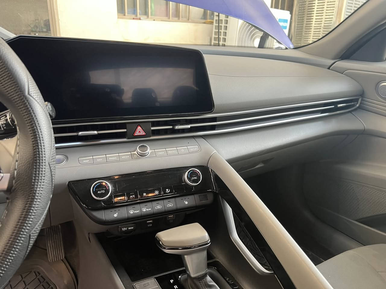 السلام عليكم
النترا 23 
وارد امريكا حدثها بس بنيد
بدون دواخل 
ليبل واحد 
محركها 2000 دوش
فول عدا الفتحة 
سعر 155
مرقم اربيل بسمي 
العنوان صلاح الدين  سامراء


**إذا كنت صاحب هذا الإعلان وتريد حذفه لأي سبب، رجاءا أرسل رسالة إلى الدعم الفني**