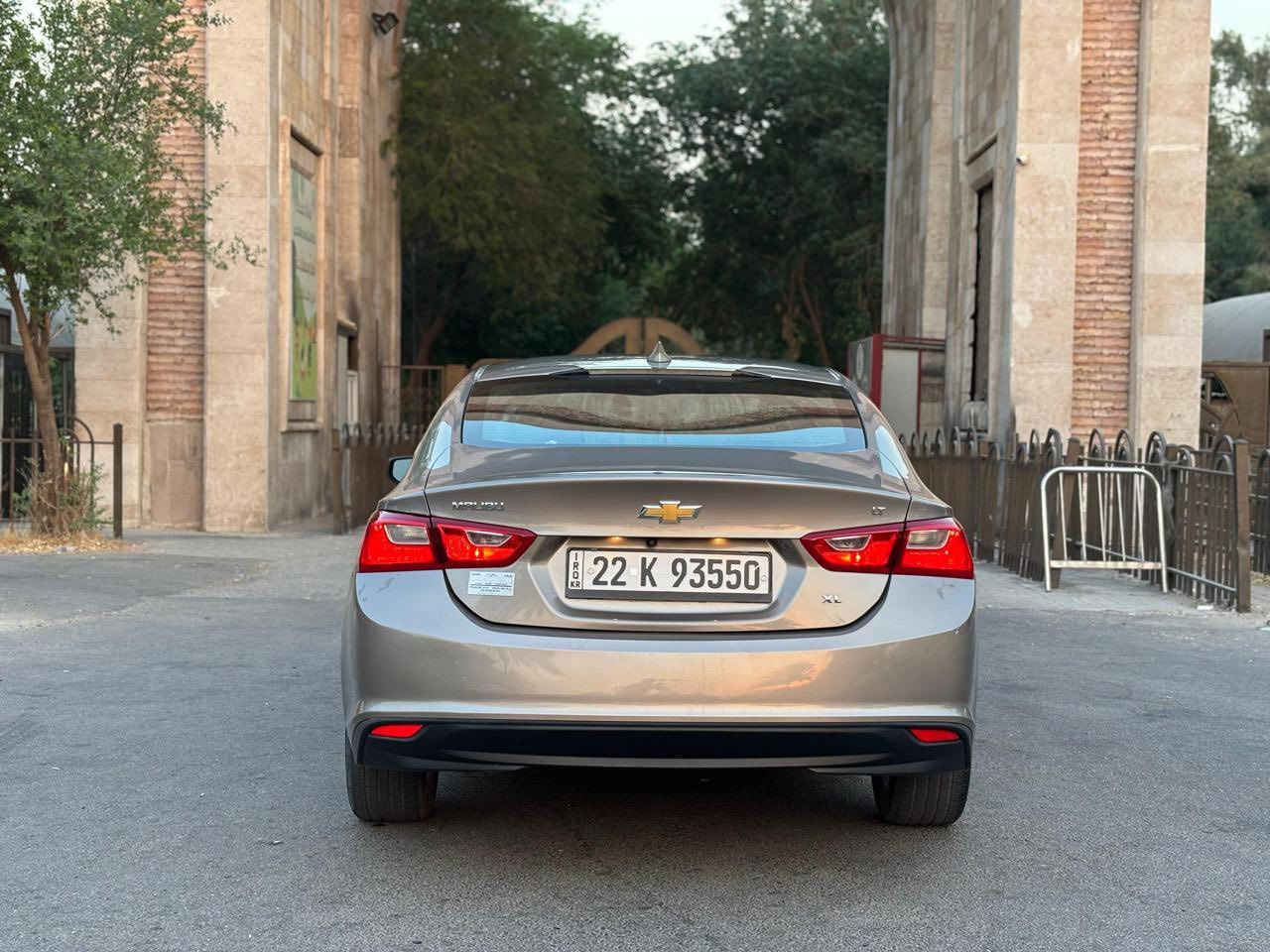 السلام عليكم
للبيع فقط ماليبو 2023 LT لون شمباني 

ماشيه 36 mi بعدها بوضع الشركه 

الضرر// باب ونص جاملغ خلفي جهه السكن صبغ بدون دواخل ايرباك برده فقط بجم كبس صور الضرر مرفقه

دخول جديد ترقيم جديد اربيل ب اسمي تحويل ثاني يوم

المواصفات 

🔴 بصمه ابواب + جنطه

🔴 تشغيل عن بعد 

🔴 رادارات جانبيه 

🔴 حساسات خلفيه 

🔴 نقاط عمياء 

🛑محرك 1500 توربو ✈️

🔴قياده ذاتيه

🔴سايد بريك بصمه

🔴مانع انزلاق

🛑لدات اماميه نهاري 

🛑 اوتو بريك /توقف ذاتي عند الاقتراب 🚳

🛑كشنات تدفئه + كهرباء ⚡️ 

🛑تبريد مناخين منفصل SYNC

🛑تبريد قطعتين امامي خلفي 

🛑شاشه كبيره تدعم 📲Android Auto/car play

🛑خرائط Gps📌

🛑كامره خلفيه 📷

🛑كروز مثبت سرعه

🛑شاشة ضبط واعطال بل دشبول

🛑منافذ USP/ 12V /Tip C

🛑مانع انزلاق ⛔️

🛑حساس اطارات

🛑4 دسك/ Abs
السعر /145 
السياره جاهزه ونظيفه جداً بدون نواقص

مكاني بغداد الكرخ 

***********

متوفر واتساب
