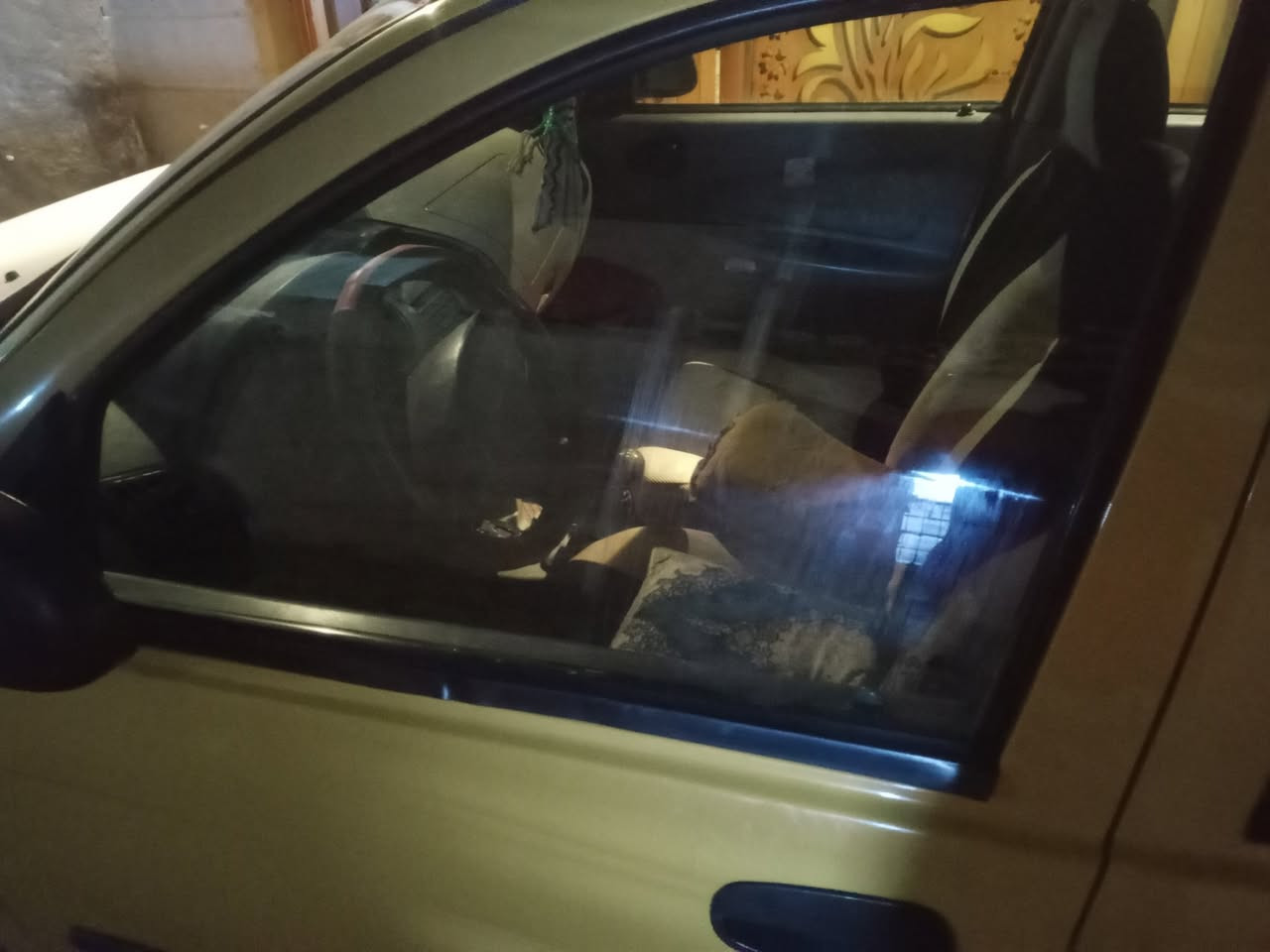 السلام عليكم طيبه 16مكفوله كفاله عامه الف مذب عليها مصفره هيه وغرامه رقم نكليزي  السعر42 العنوان بغداد جسر ديالى القديم ***********
