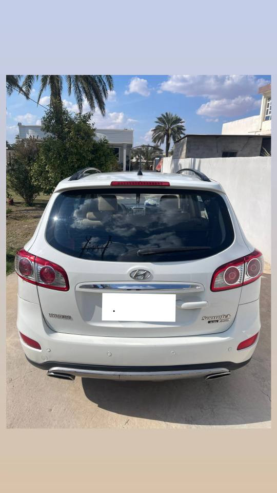 سلام عليكم ورحمة الله وبركاته

 للبيع سيارة سنتافي موديل 2012

 فول مواصفات عدا التشغيل بصمه 

وارد خليجي بدون حادث كلين

محرك 6 سلندر

السعر 180 ورقه

المكان ديالى منصورية دلي عباس
للاستفسار الاتصال على هذا الارقام
***********
*********** بعقوبة, ديالى
