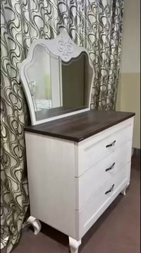 غرفة نوم مزدوجة • مستعملة سنة • موبليات ديكور هوم