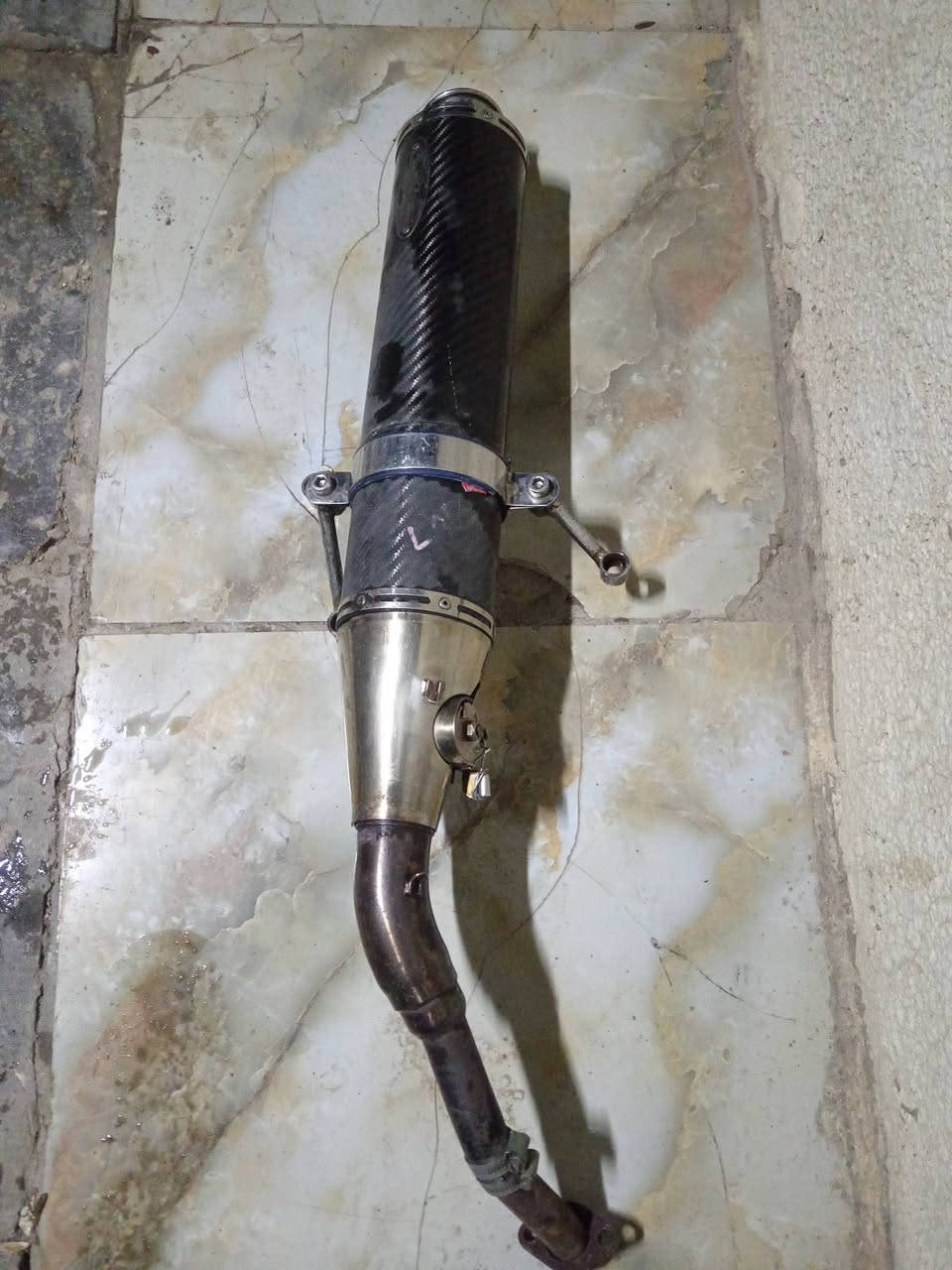 السلام عليكم أكزوز رياضي للبيع مال فورزه صفر/8/
السعر 50 قفل مكاني الناصريه مركز ***********/
