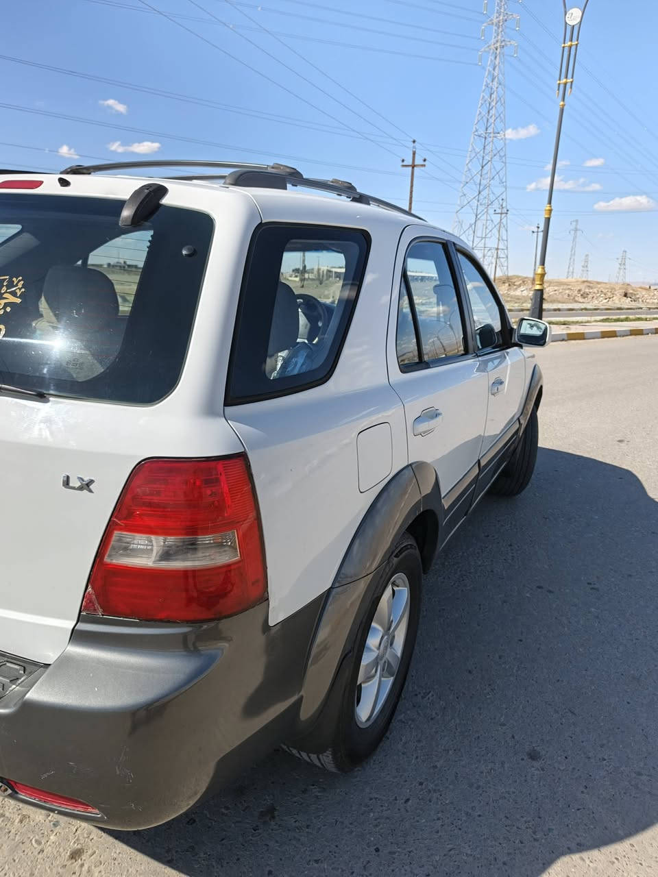 السلام عليكم سيارة سيرنتو 2008 خليجي محرك 3800  سيارة جاهزة مابيها نقص شرط الفحص من كلشي تحويل ثاني يوم رقم دولي شمالي السعر 110 ورقة  غير متواجد ع الفيس 
رقم الموبايل ***********
