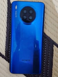 الاسم: هونر 50 لايت ذاكره 128 عشوائية 8  كامره 108 بكسل  بي كسر بلشاشة...