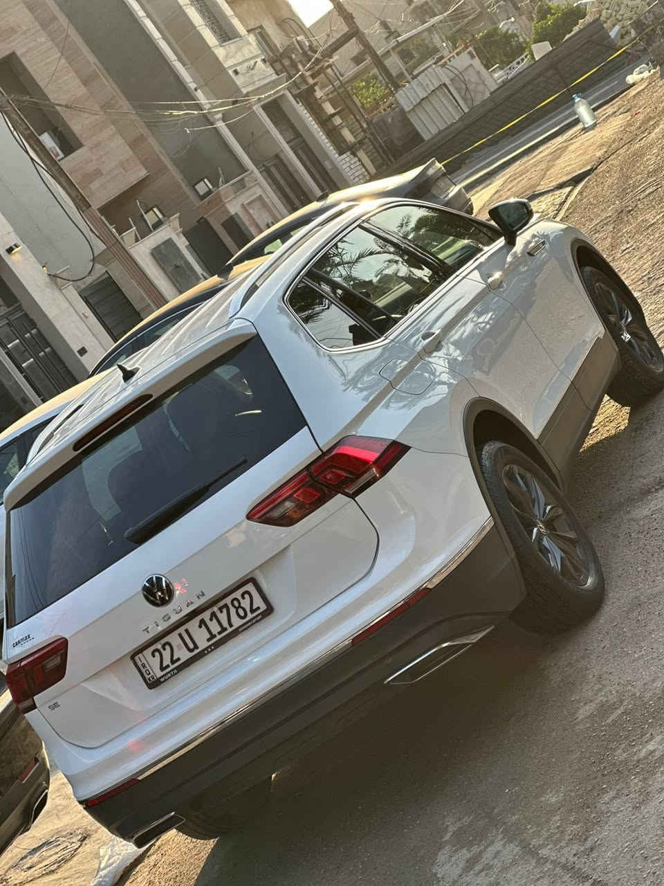 سلام عليكم للبيع او مراوس عندي 
فكس واكن تيكوان
موديل 2022
رقم اربيل بسمي
لون ابيض
حادث بسيط
فئة SE
مواصفات معروفه
تجي فول عدا الفتحه والفور ويل
مكينه 2000تيربو
كشن جلد سبعه راكب
كشن المامي كهرباء وتدفئه بل كشن امامي
وبعد هوايه بيه مواصفات
مكان السياره بغداد
الغزاليه او العامريه
سعر السياره رقم الشاصي مع الصور
***********
